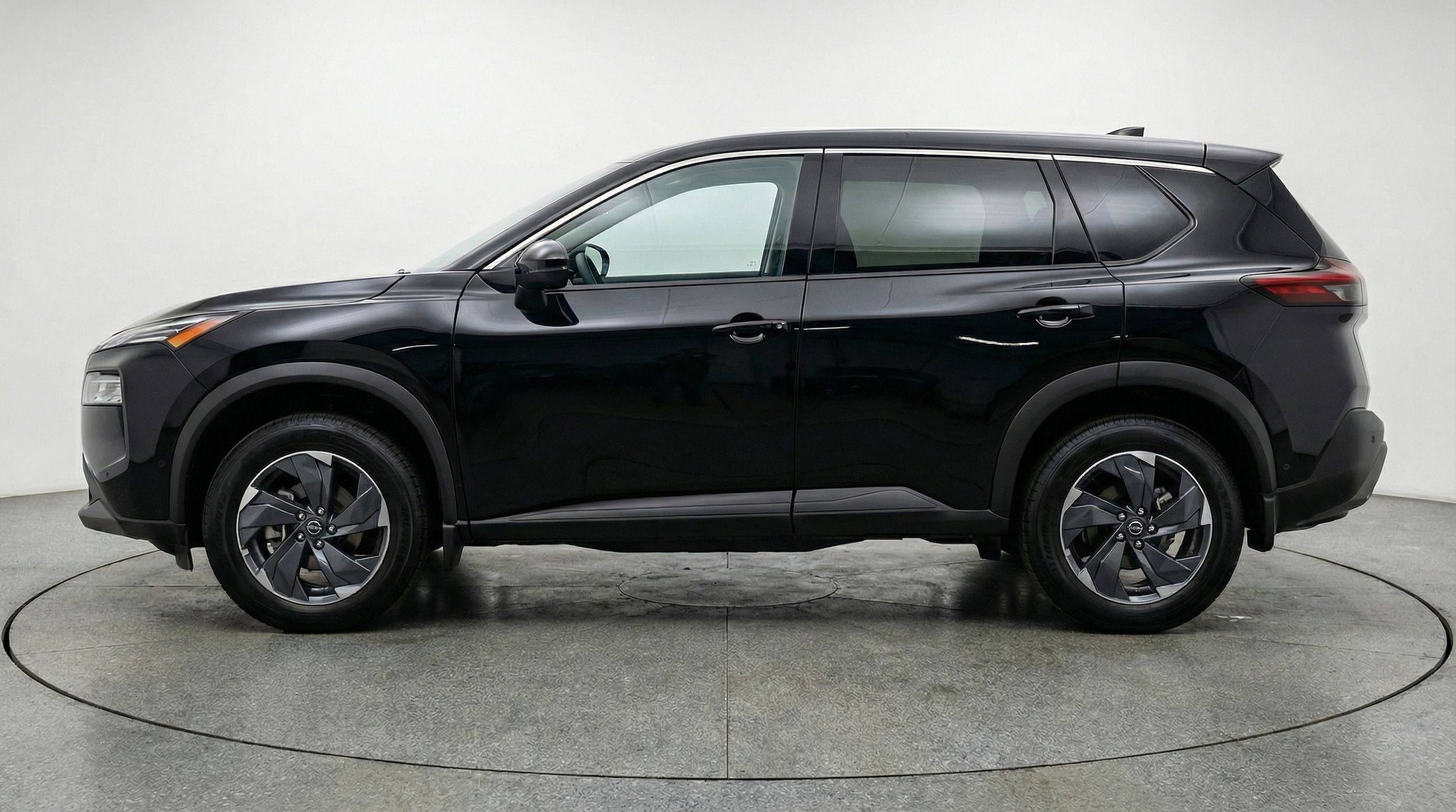 Thumbnail: 2025 Nissan Rogue - 5