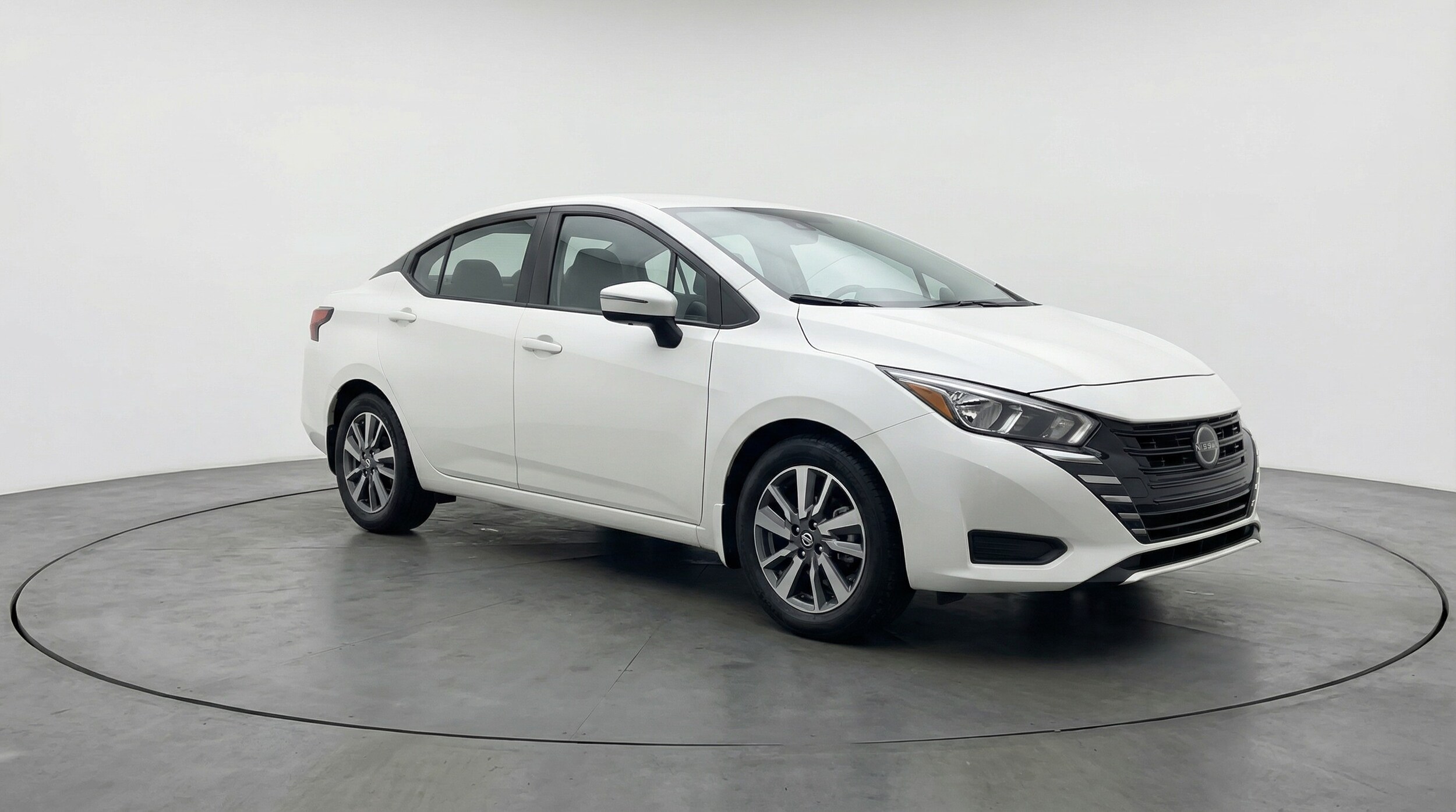 2025 Nissan Versa Sedan