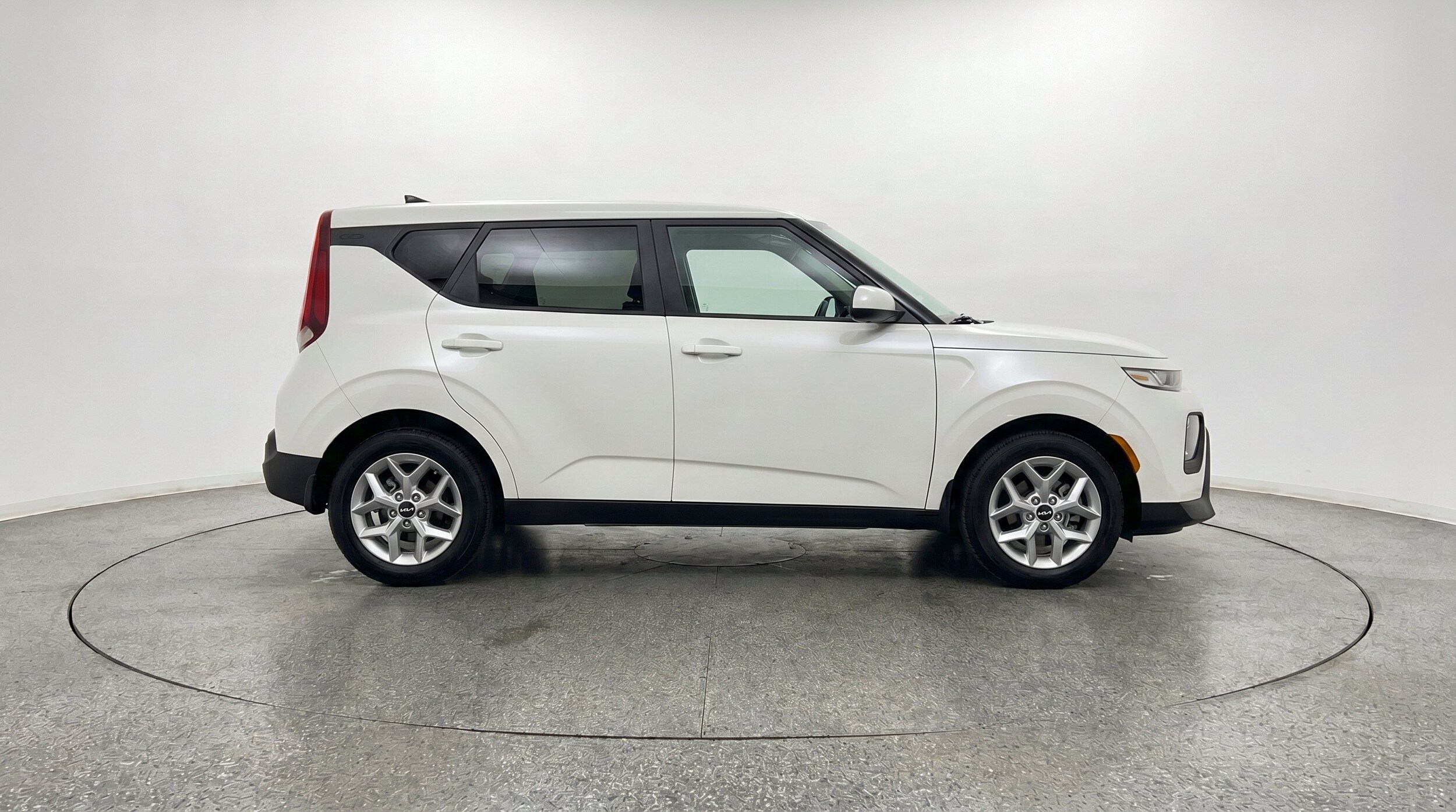 Thumbnail: 2025 Kia Soul - 11