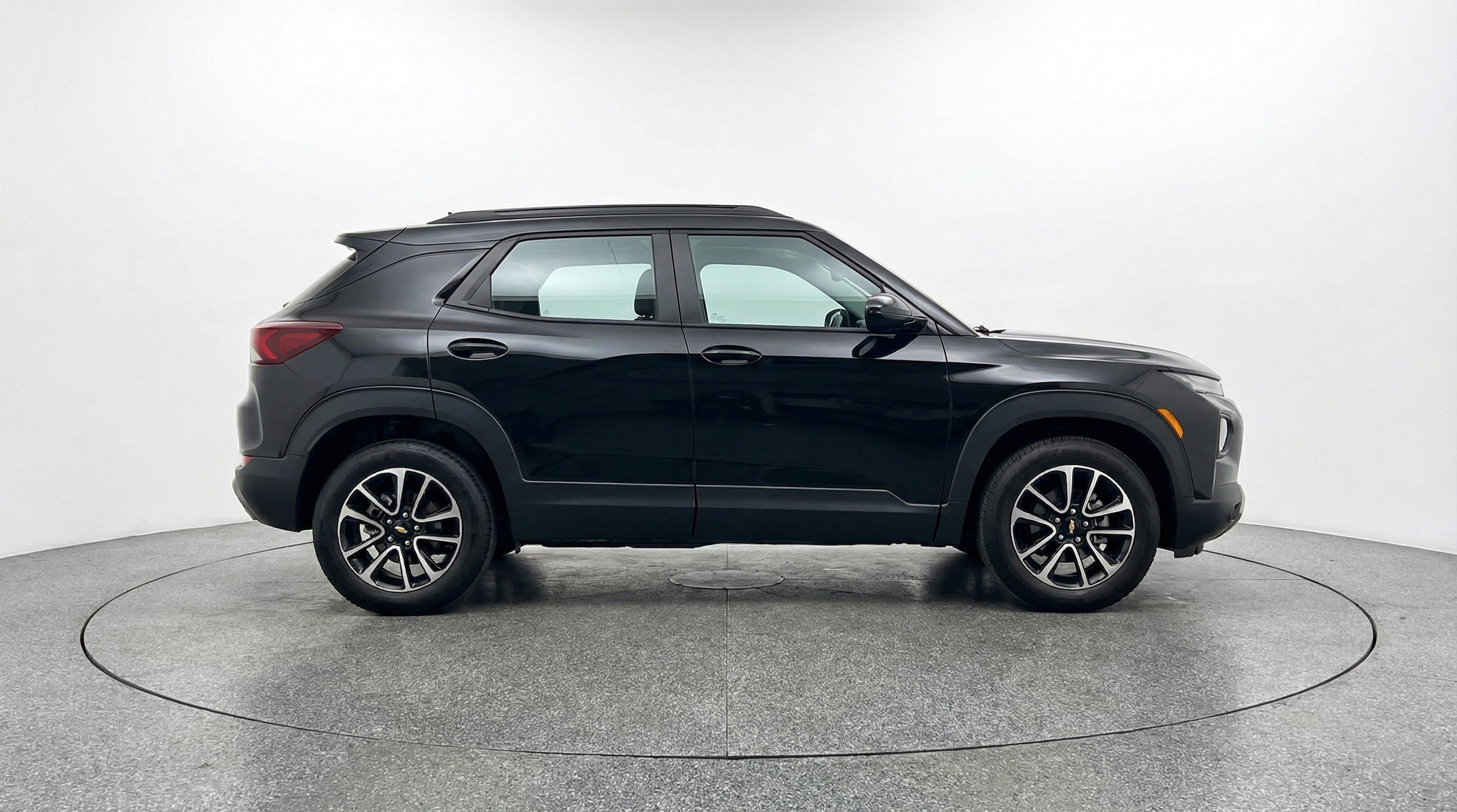 Thumbnail: 2025 Chevrolet TrailBlazer - 11
