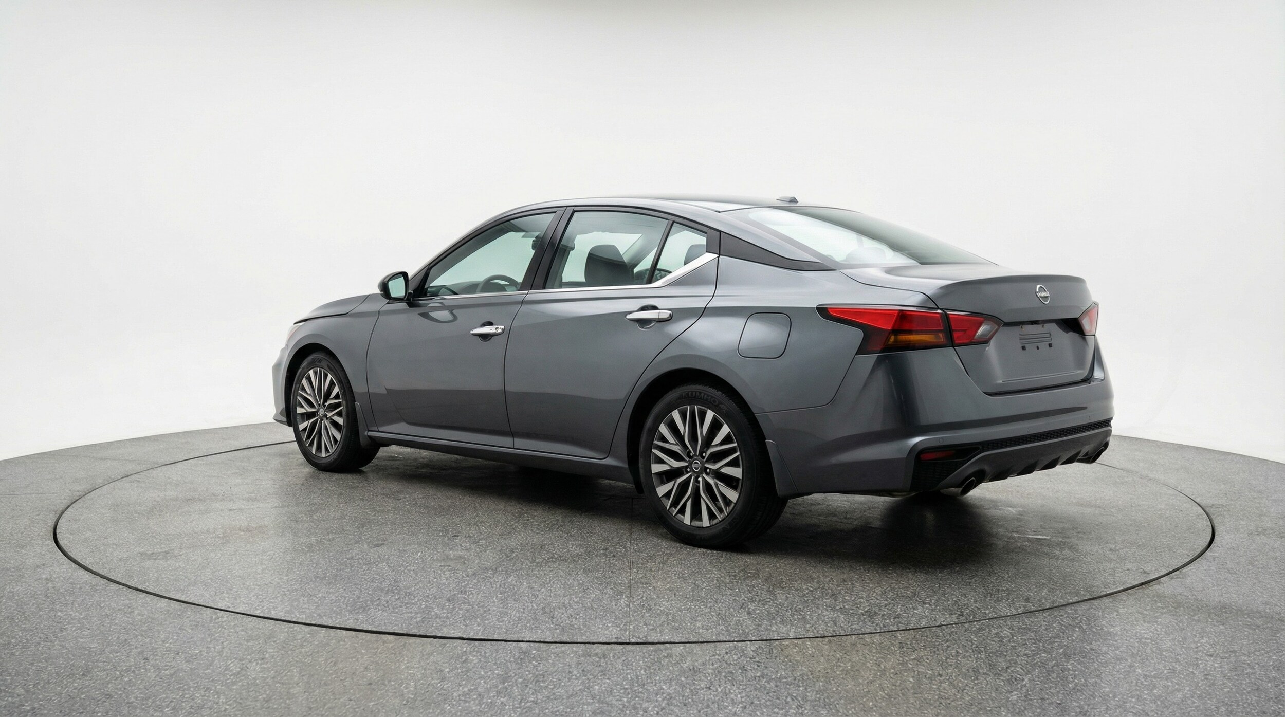 Thumbnail: 2025 Nissan Altima - 5