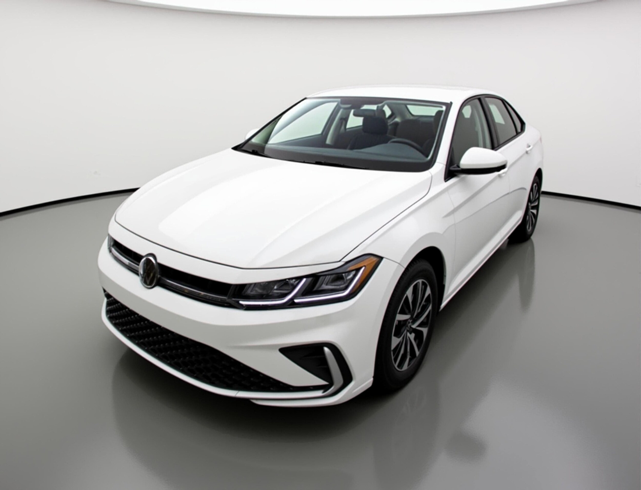 Thumbnail: 2025 Volkswagen Jetta - 3