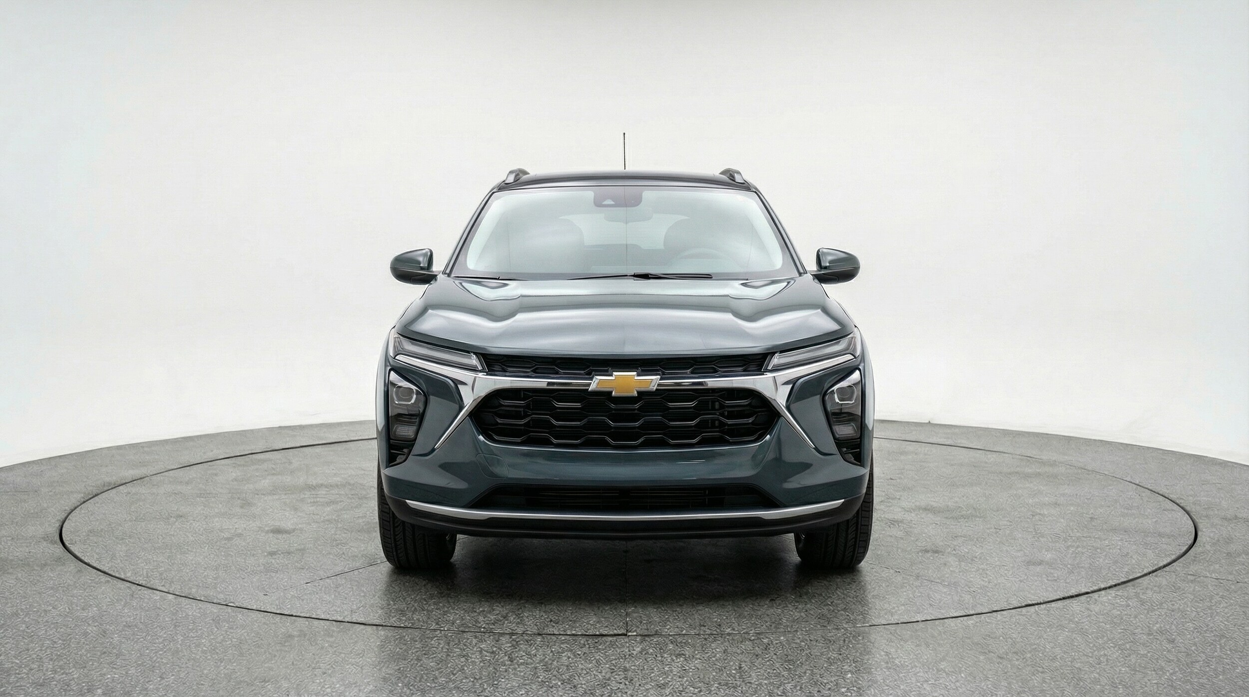 Thumbnail: 2025 Chevrolet Trax - 2