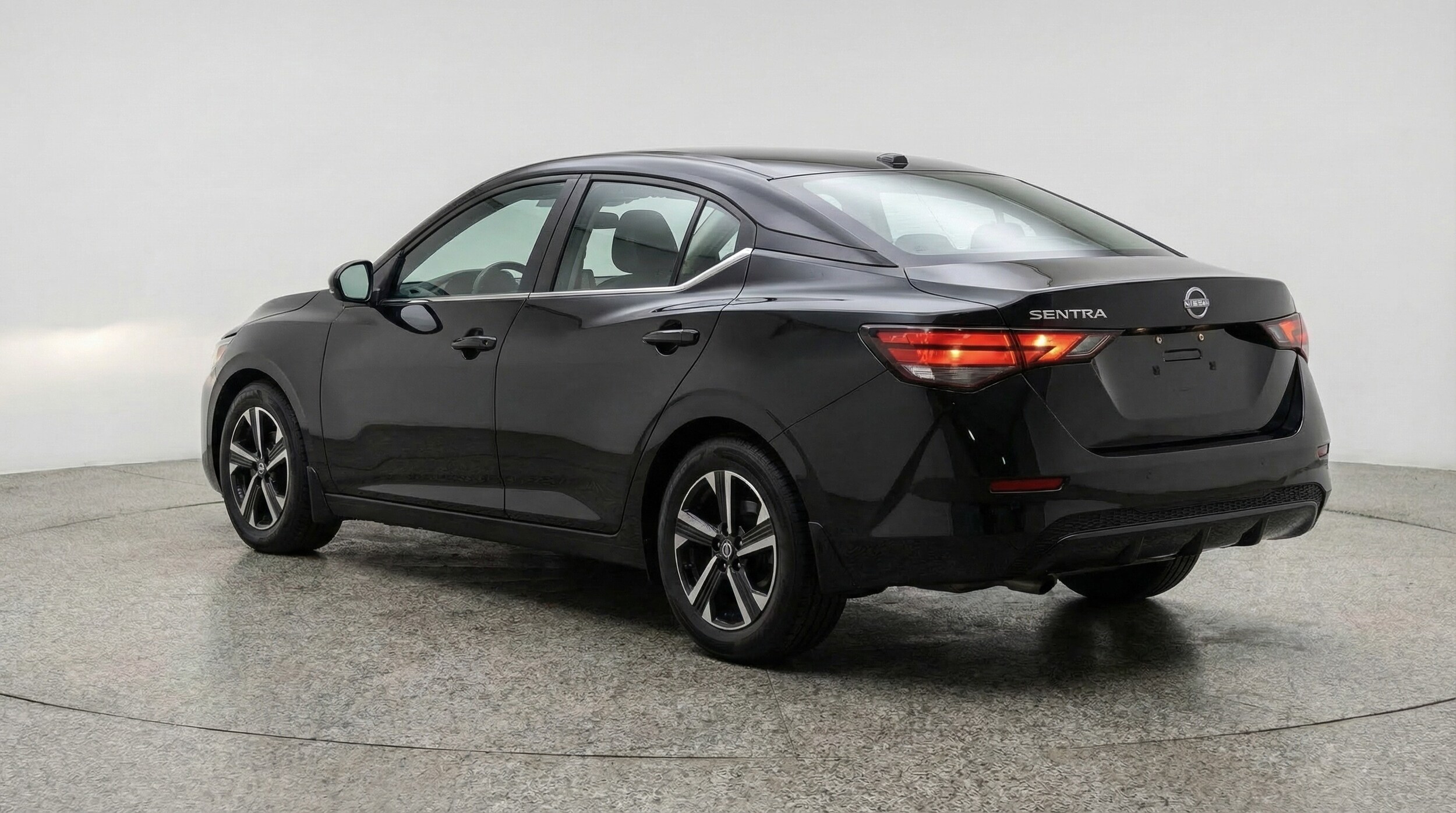 Thumbnail: 2025 Nissan Sentra - 5