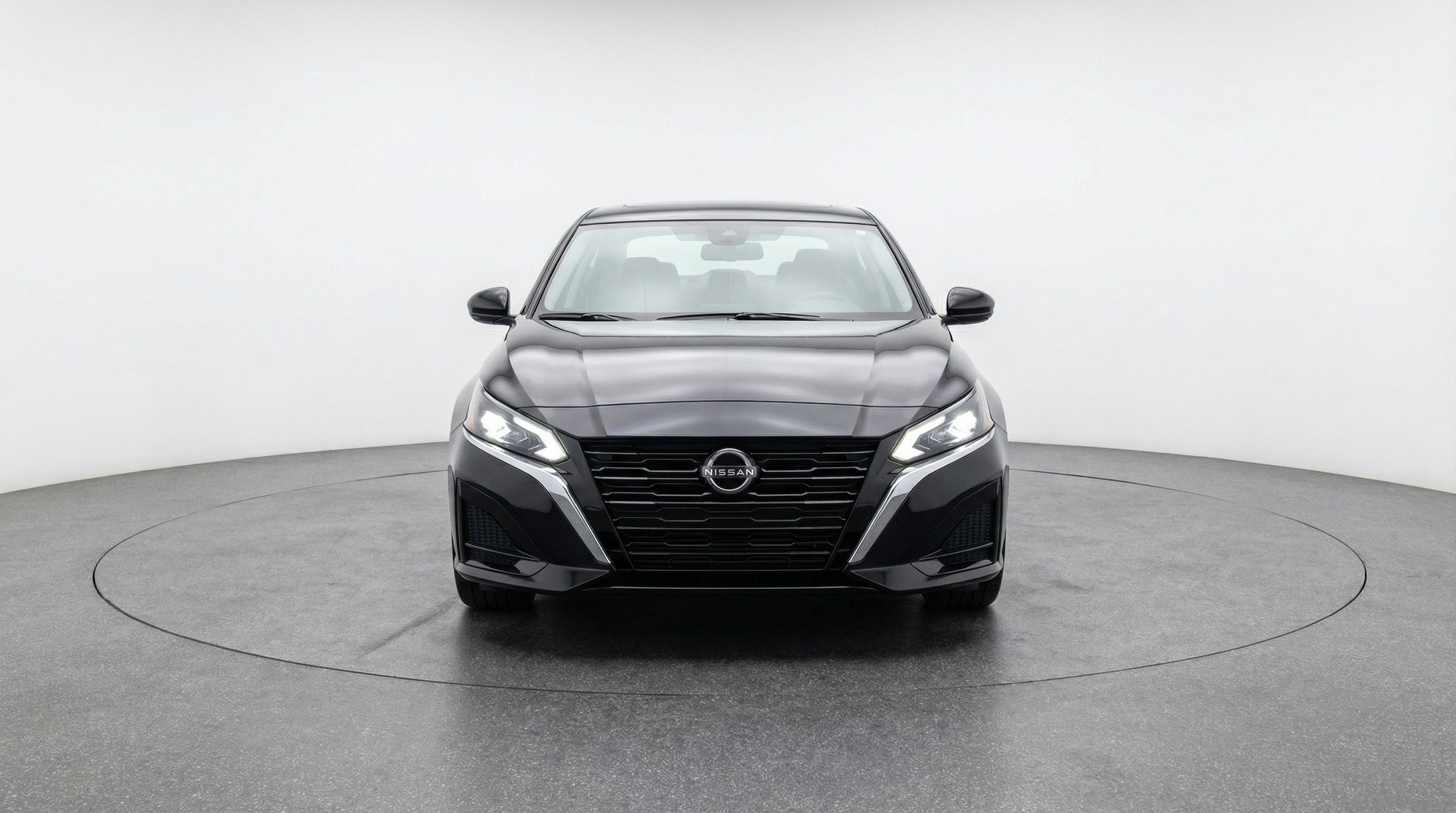 Thumbnail: 2025 Nissan Altima - 2