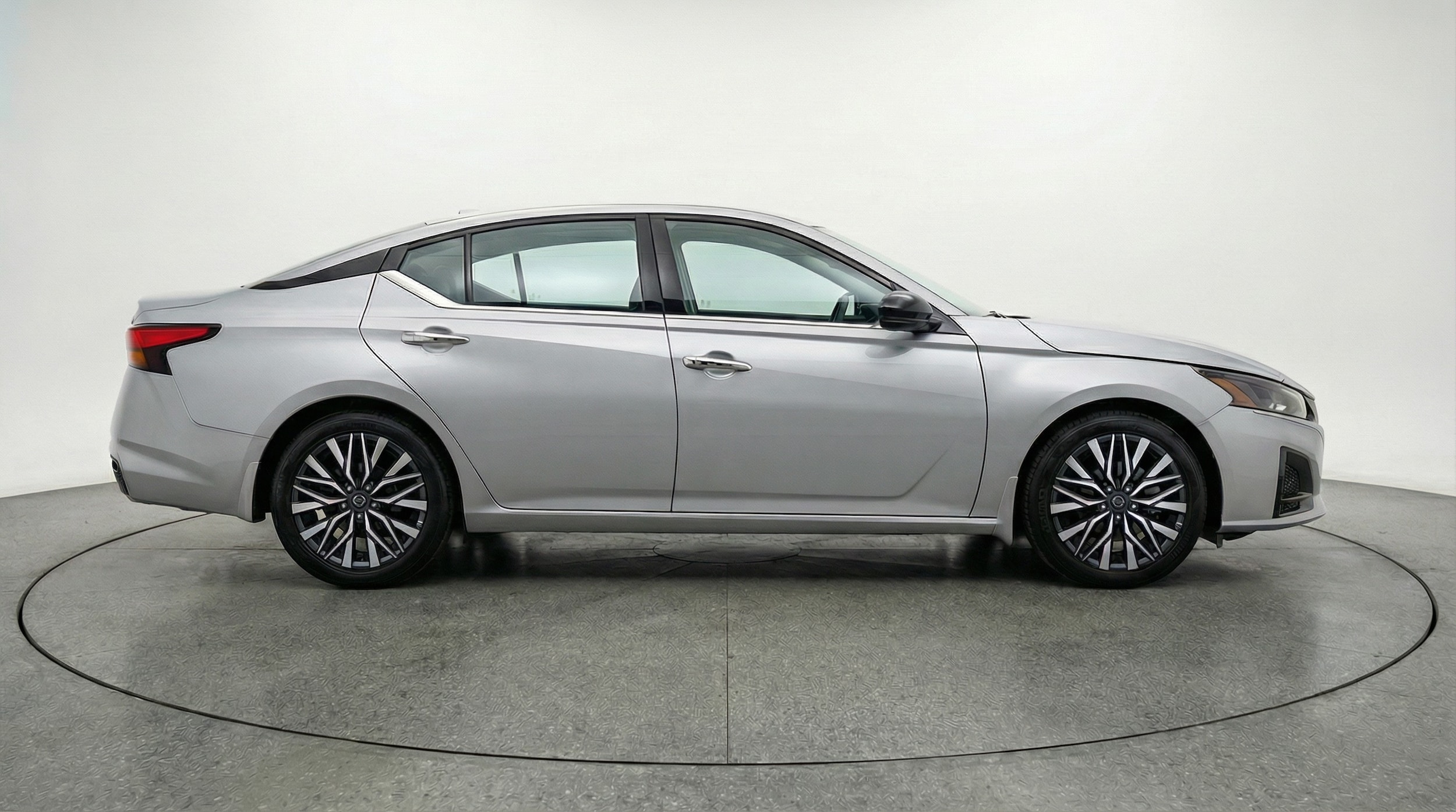 Thumbnail: 2025 Nissan Altima - 8