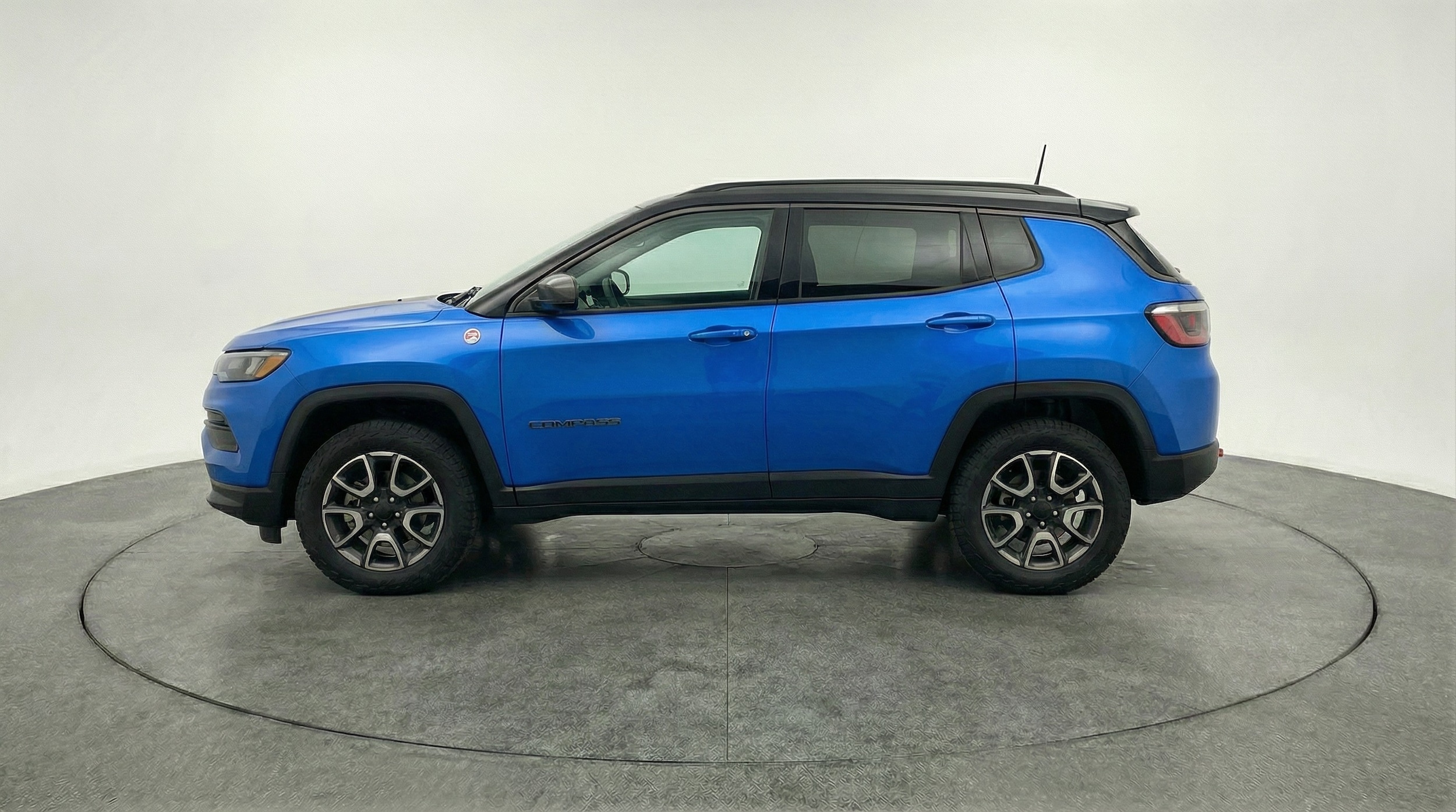 Thumbnail: 2025 Jeep Compass - 4