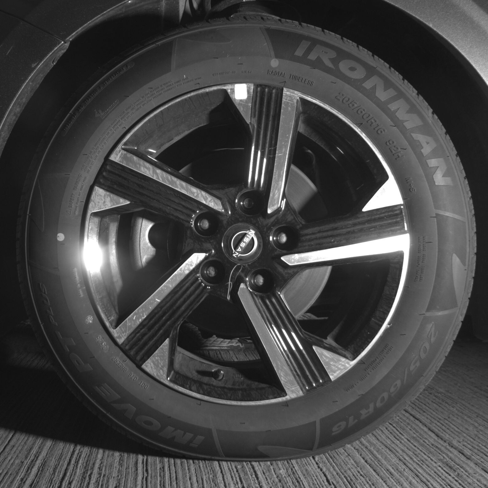 Thumbnail: 2025 Nissan Sentra - 9