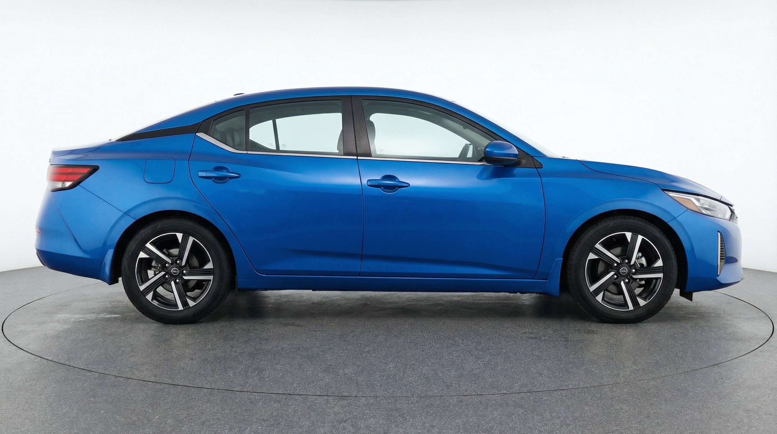Thumbnail: 2025 Nissan Sentra - 11