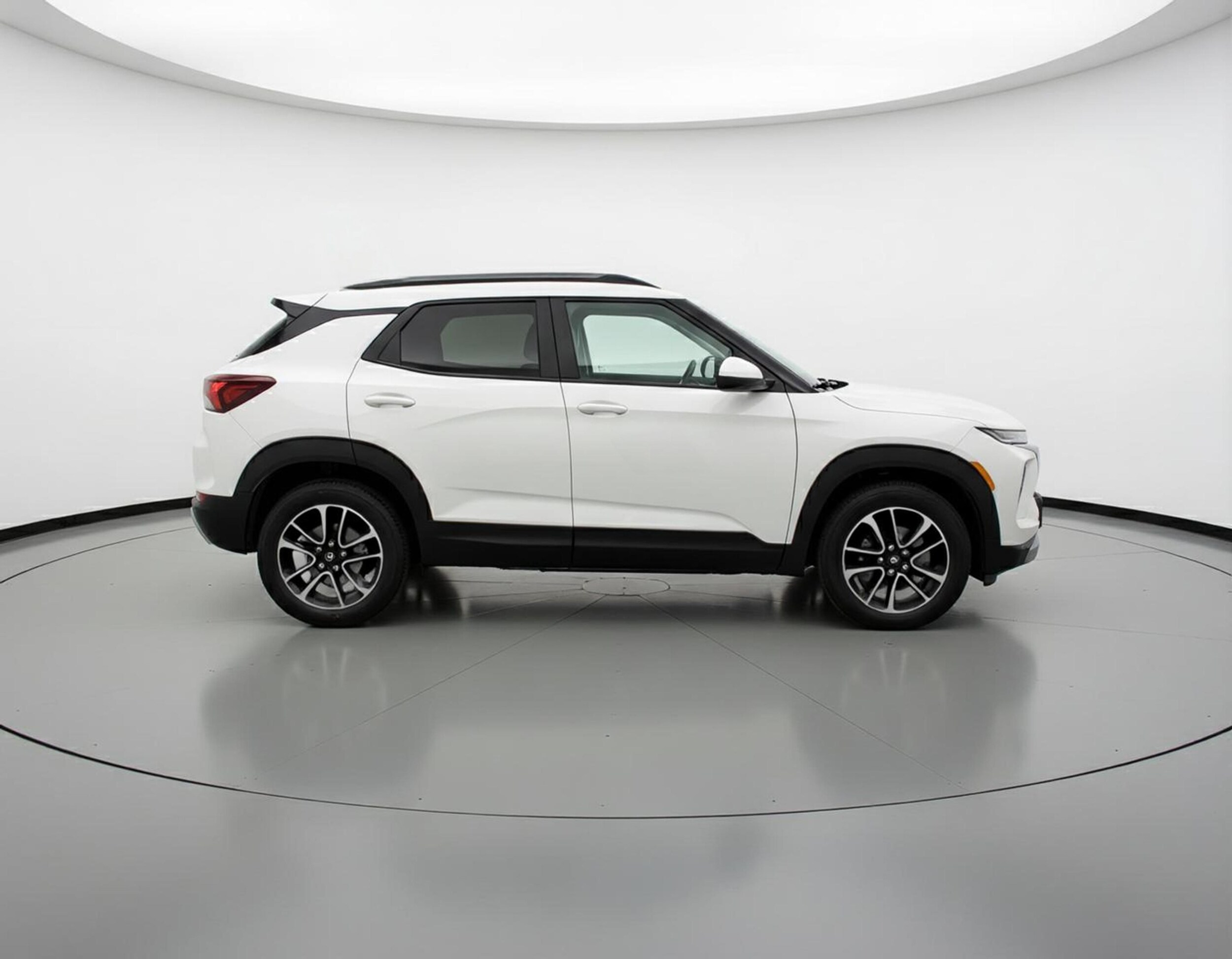 Thumbnail: 2025 Chevrolet TrailBlazer - 8