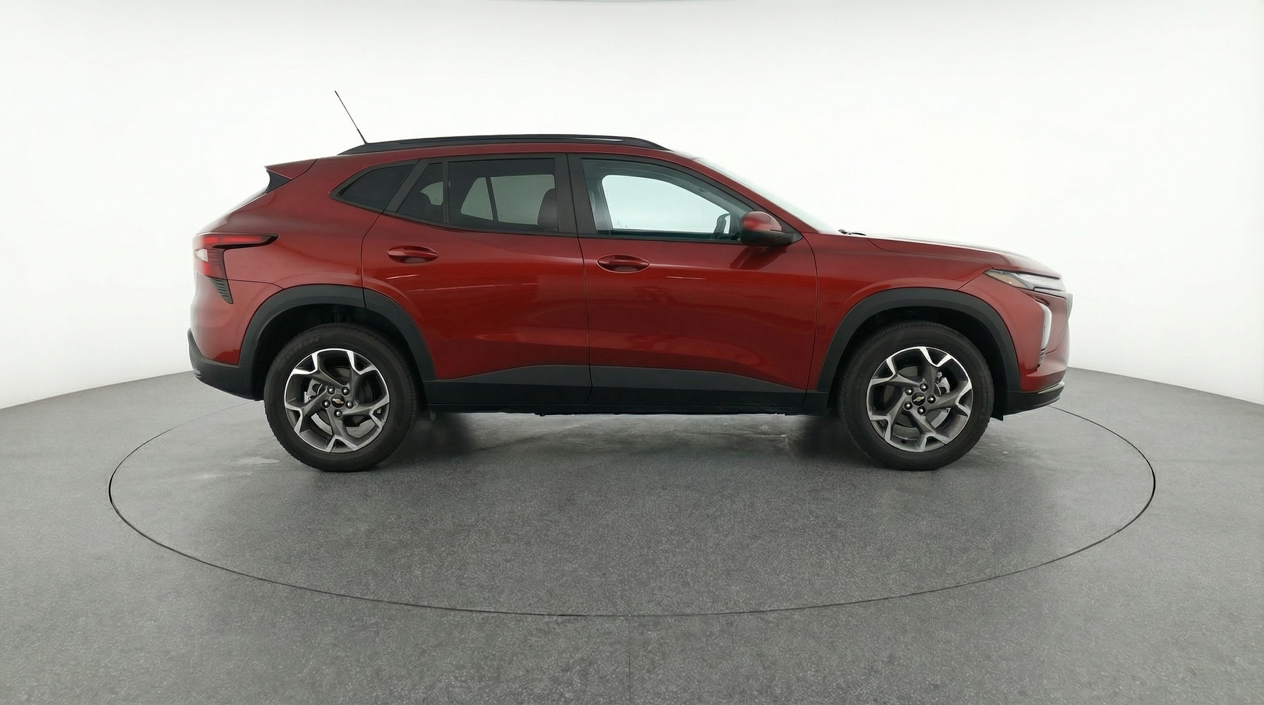 Thumbnail: 2025 Chevrolet Trax - 8