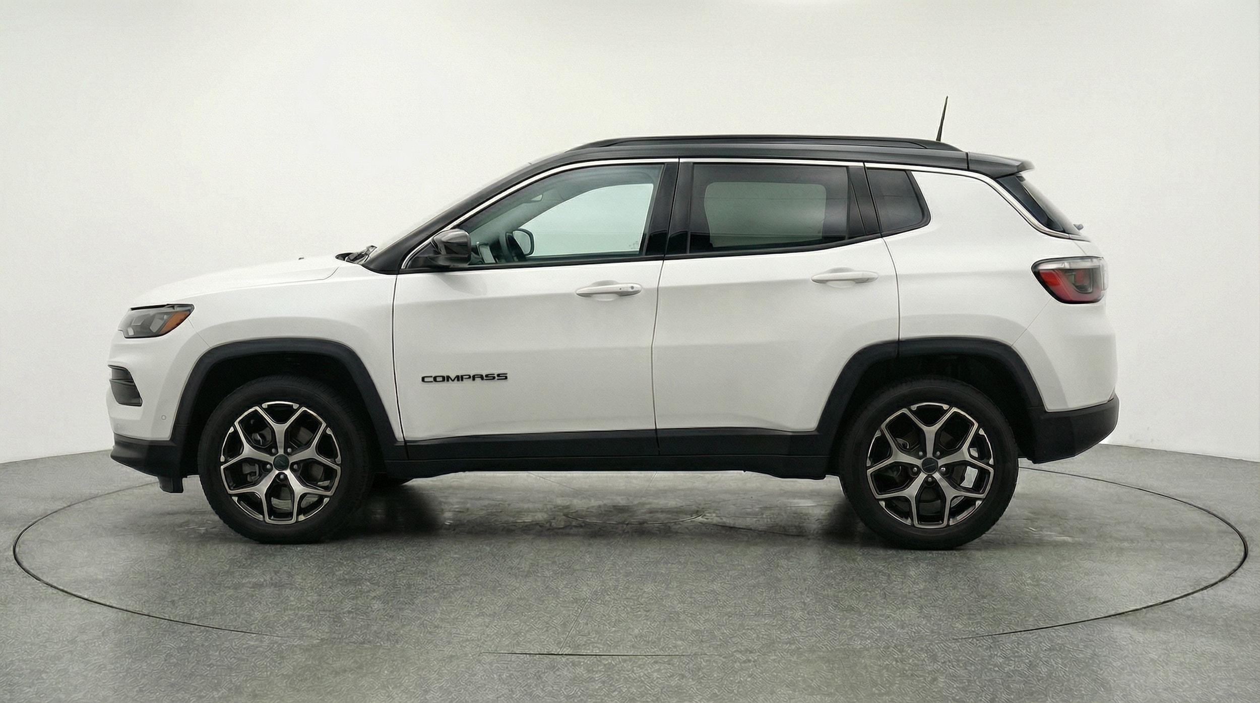 Thumbnail: 2025 Jeep Compass - 4