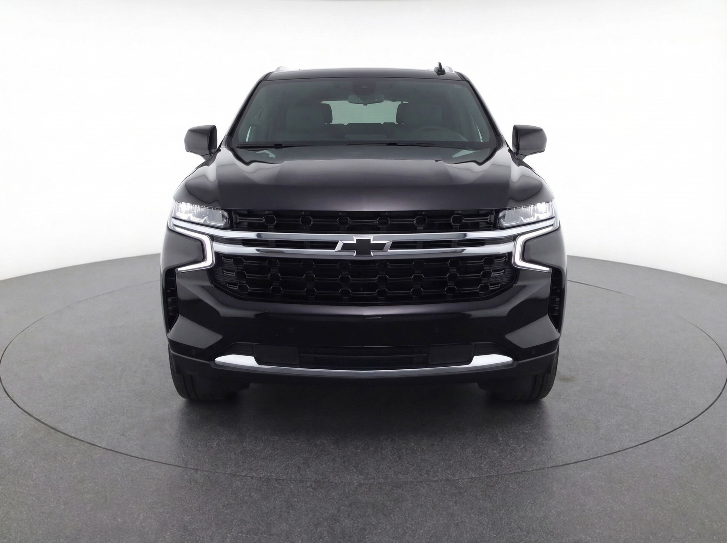 Thumbnail: 2023 Chevrolet Tahoe - 2