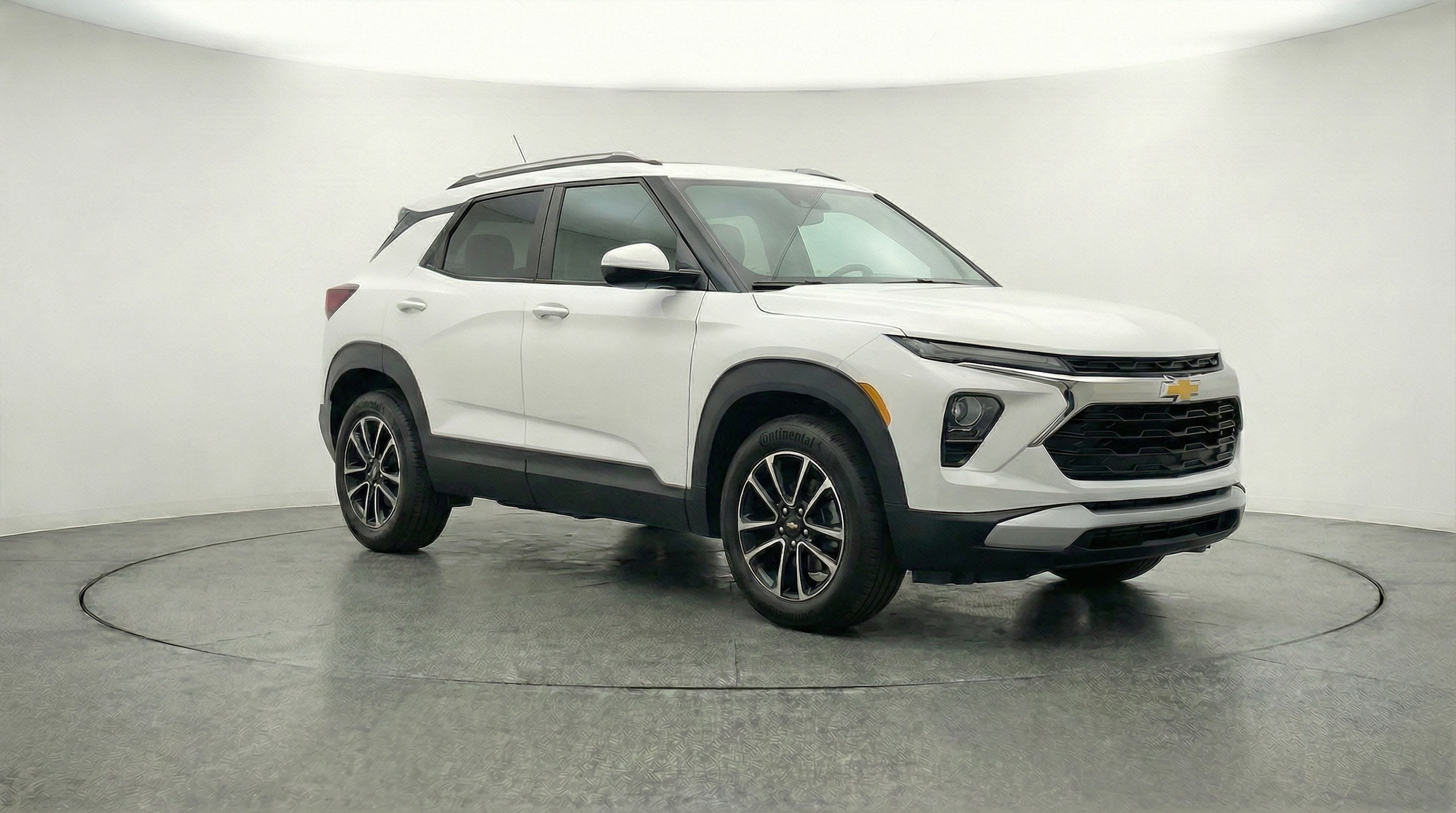 Thumbnail: 2025 Chevrolet TrailBlazer - 1