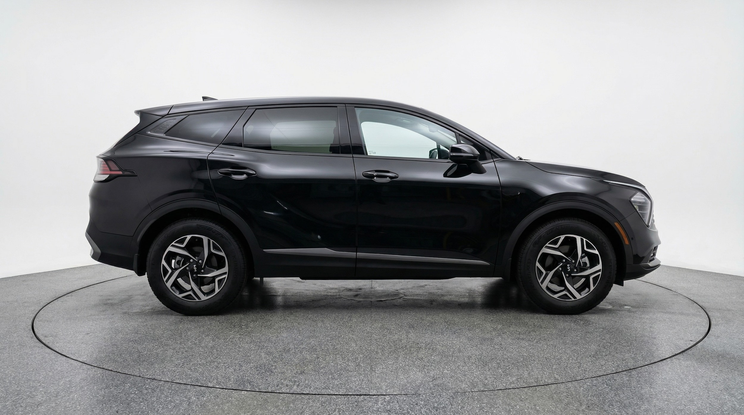 Thumbnail: 2025 Kia Sportage - 8