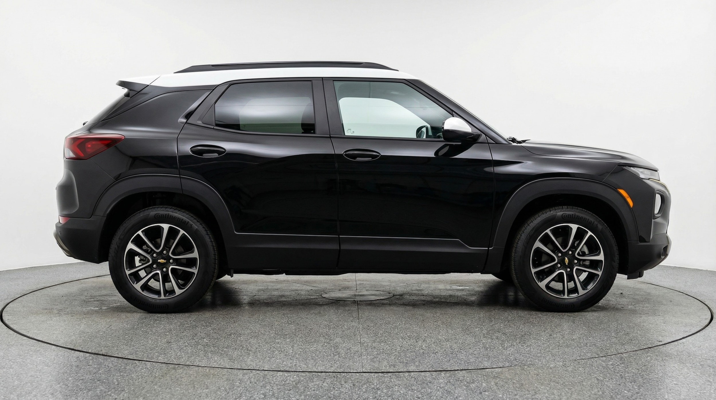 Thumbnail: 2025 Chevrolet TrailBlazer - 8