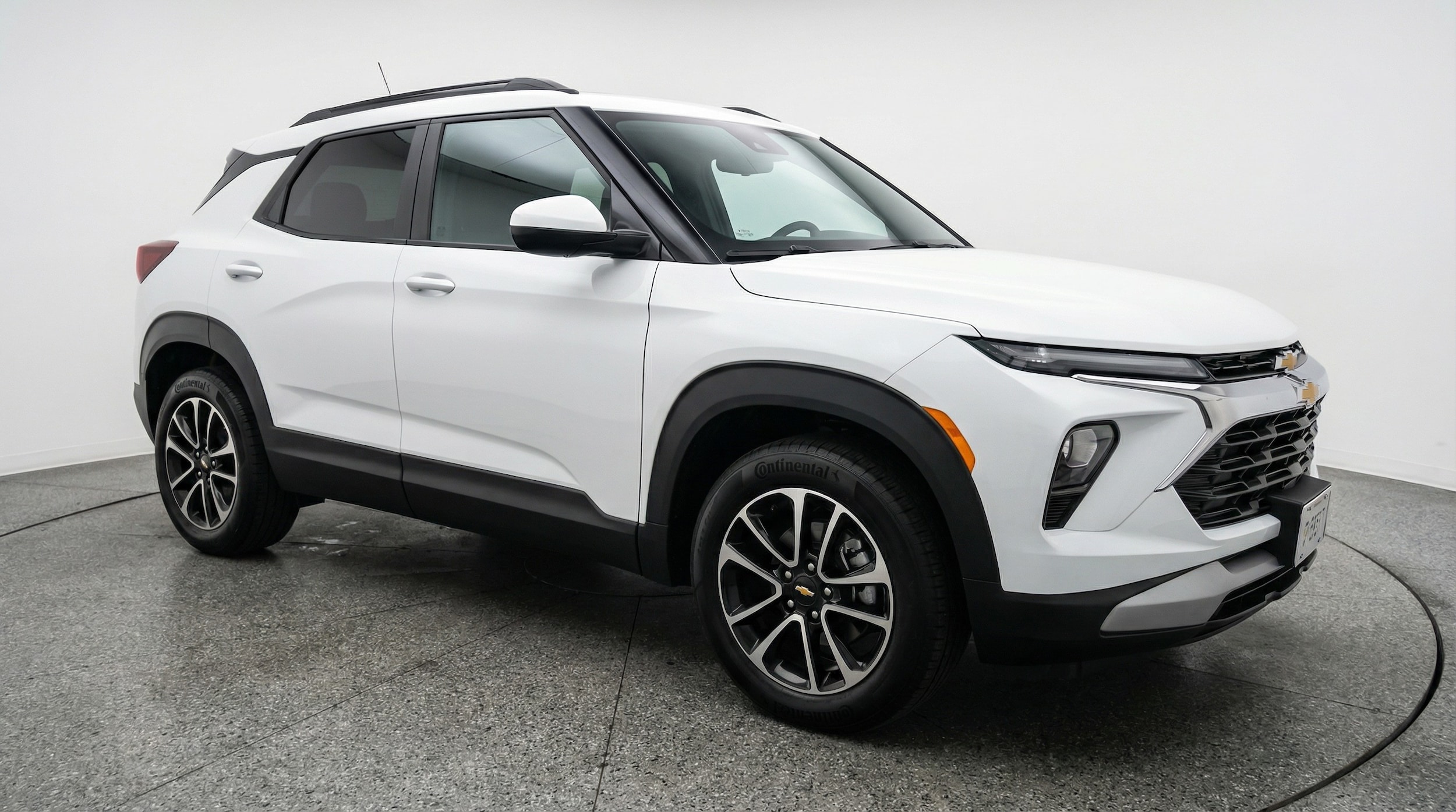 Thumbnail: 2025 Chevrolet TrailBlazer - 1