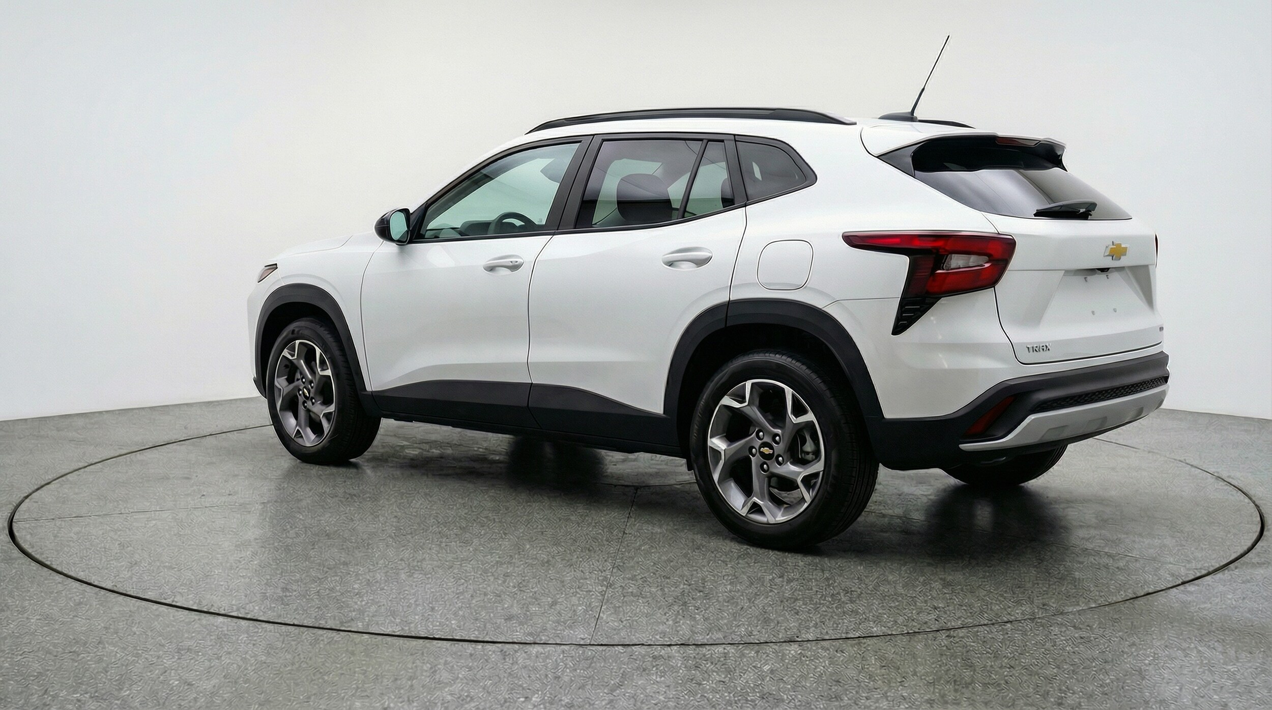 Thumbnail: 2025 Chevrolet Trax - 5