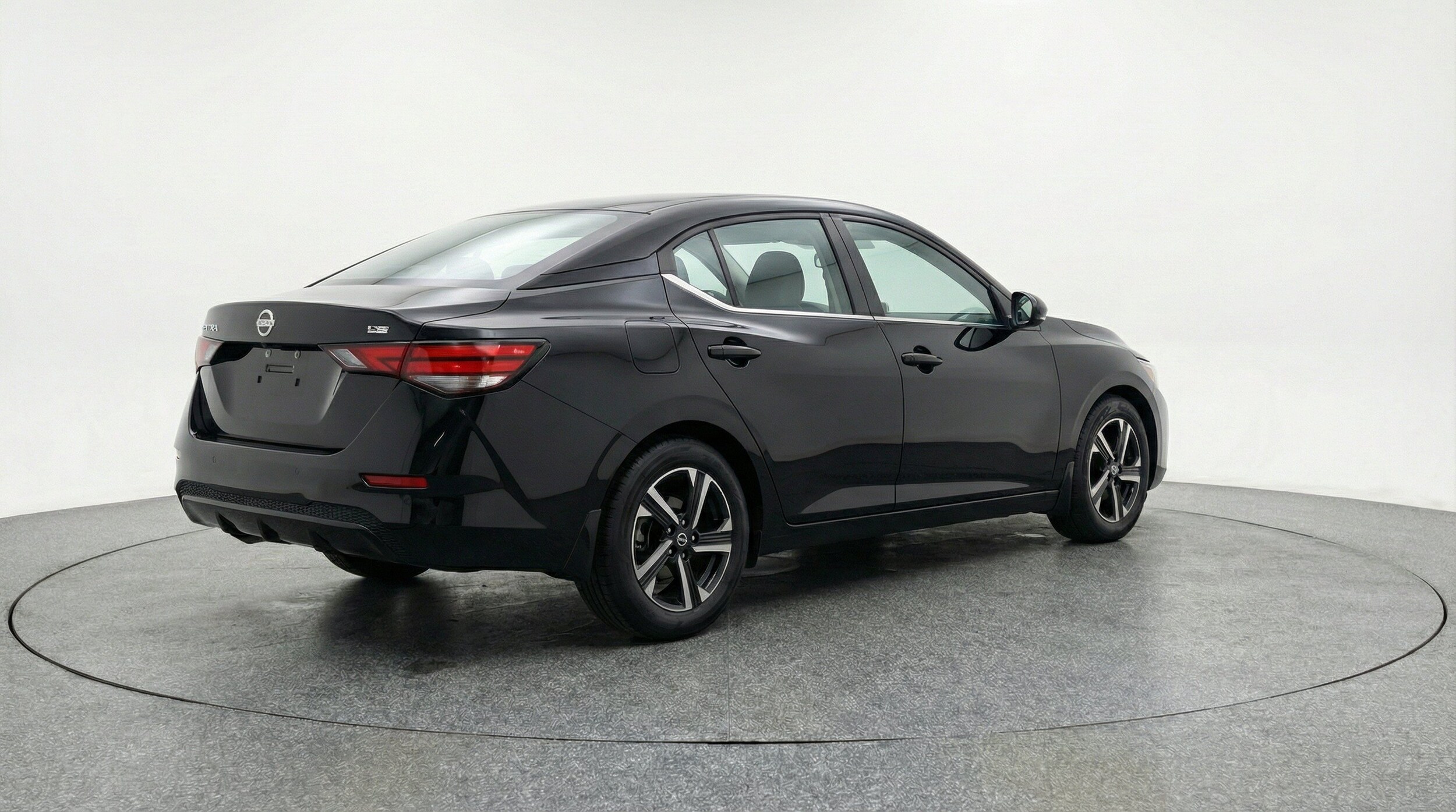 Thumbnail: 2025 Nissan Sentra - 9