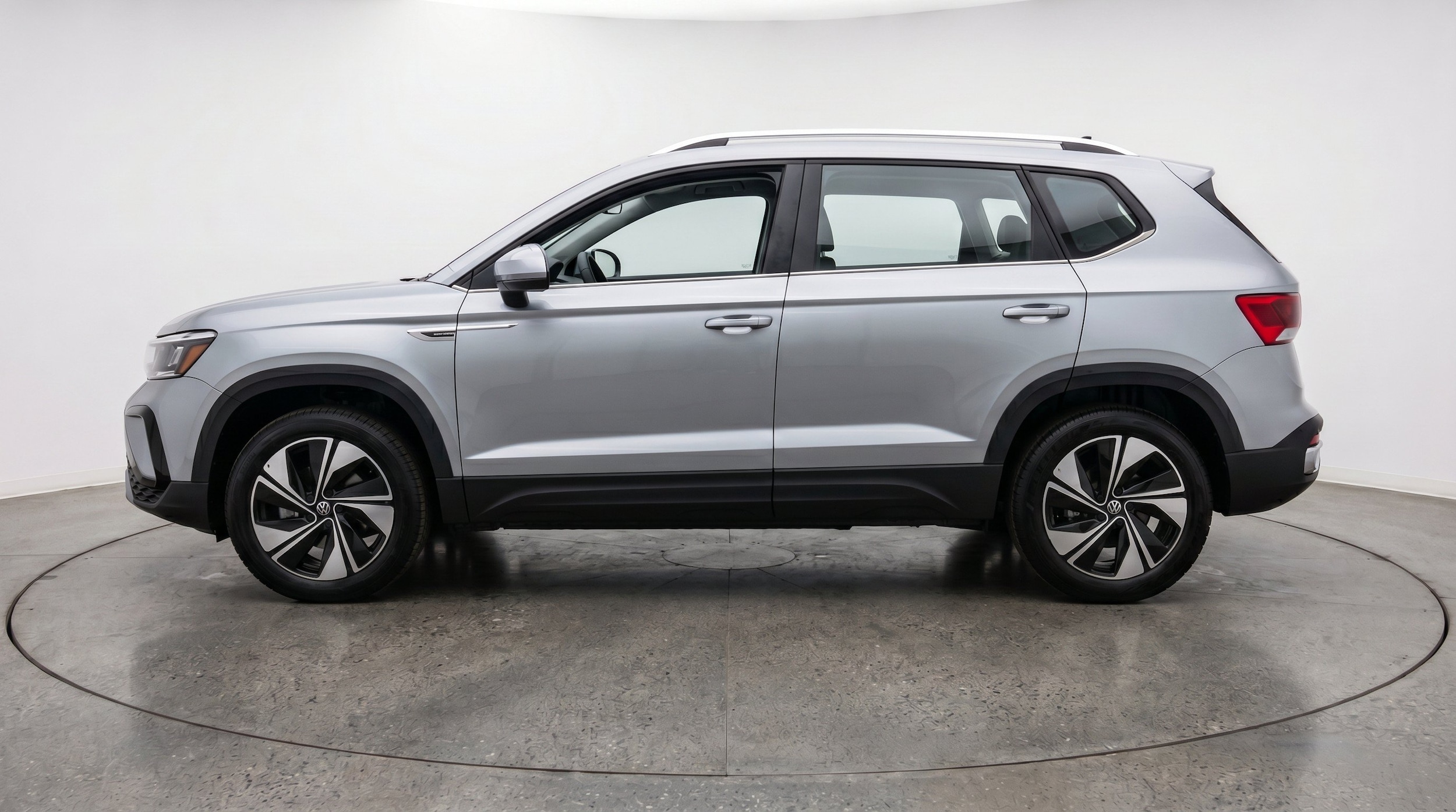 Thumbnail: 2026 Volkswagen Taos - 5