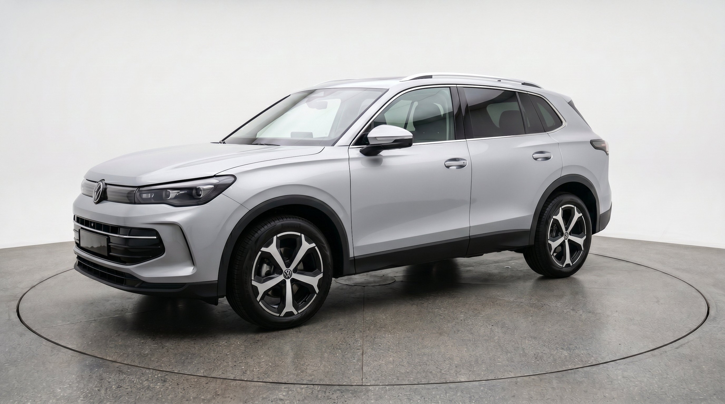 Thumbnail: 2026 Volkswagen Tiguan - 3