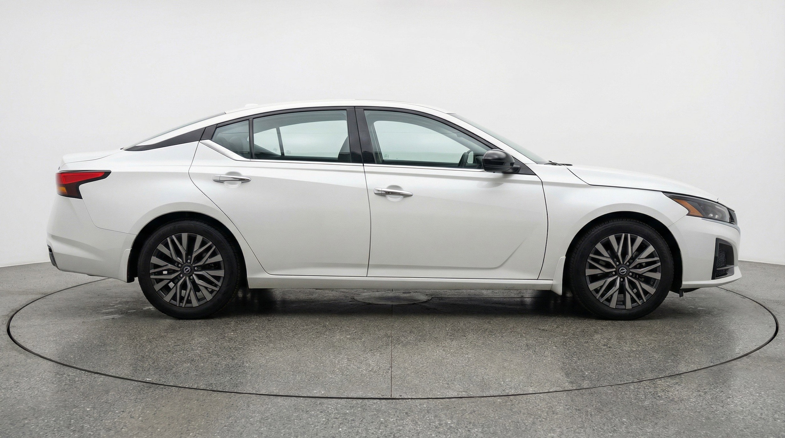 Thumbnail: 2025 Nissan Altima - 11