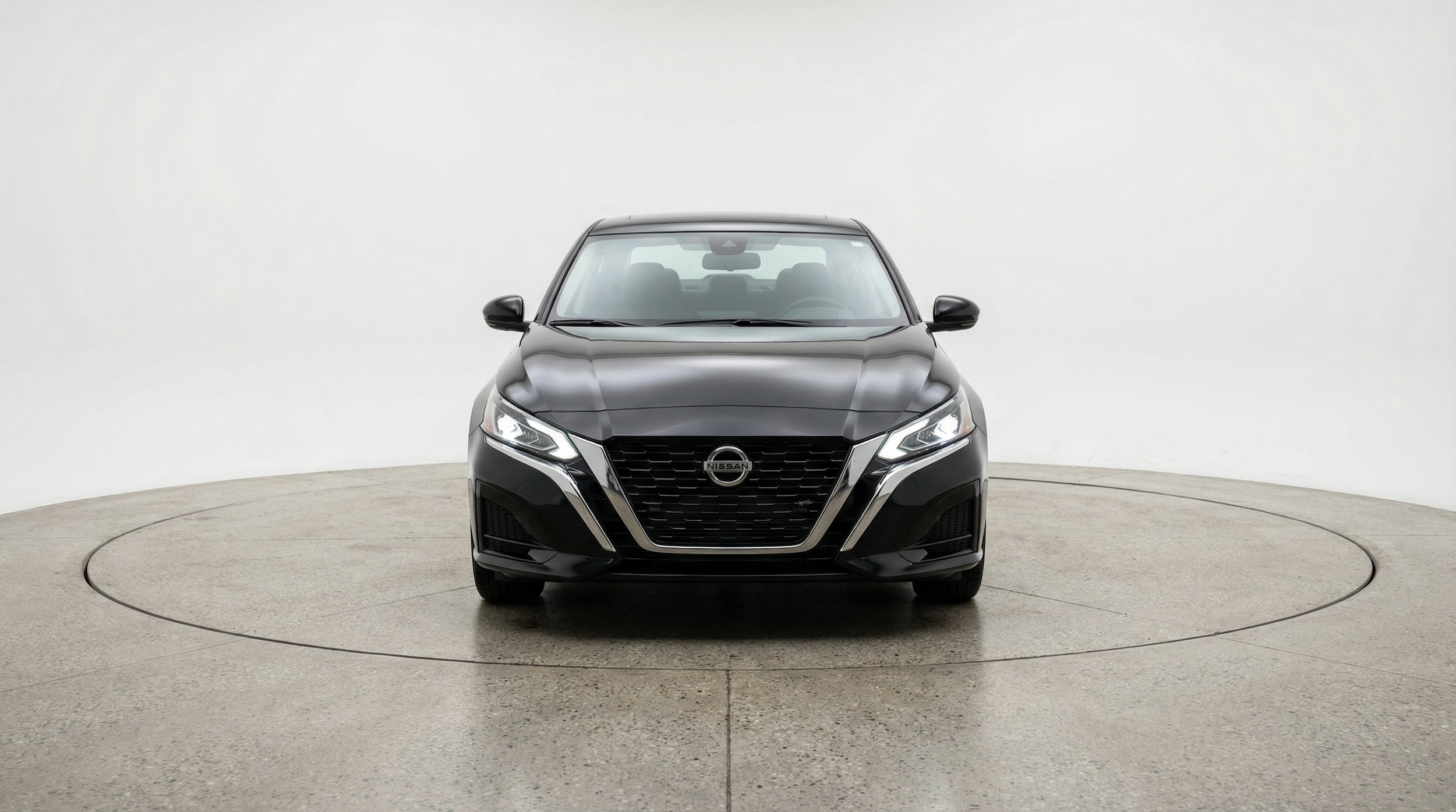 Thumbnail: 2025 Nissan Altima - 2