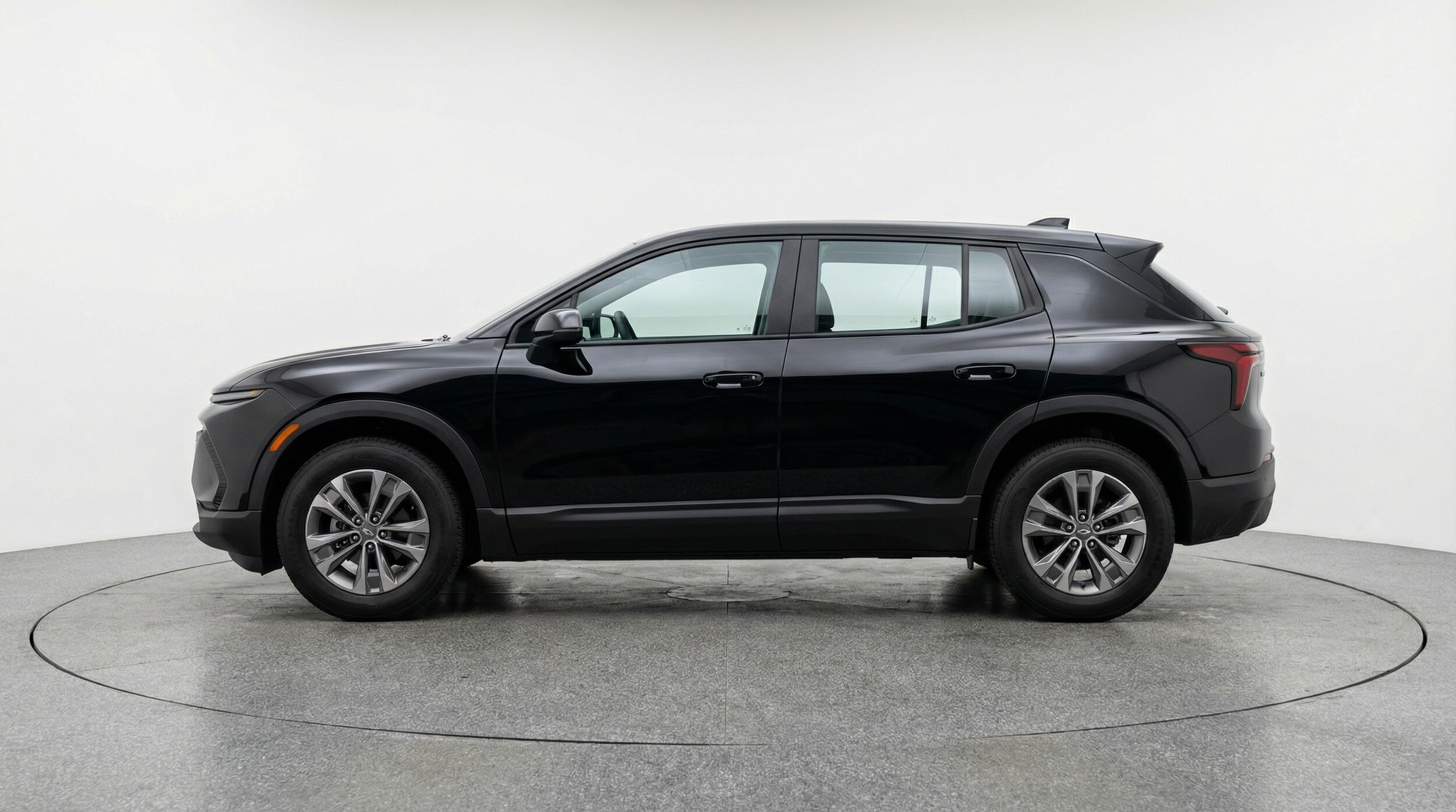 Thumbnail: 2025 Chevrolet Equinox - 4