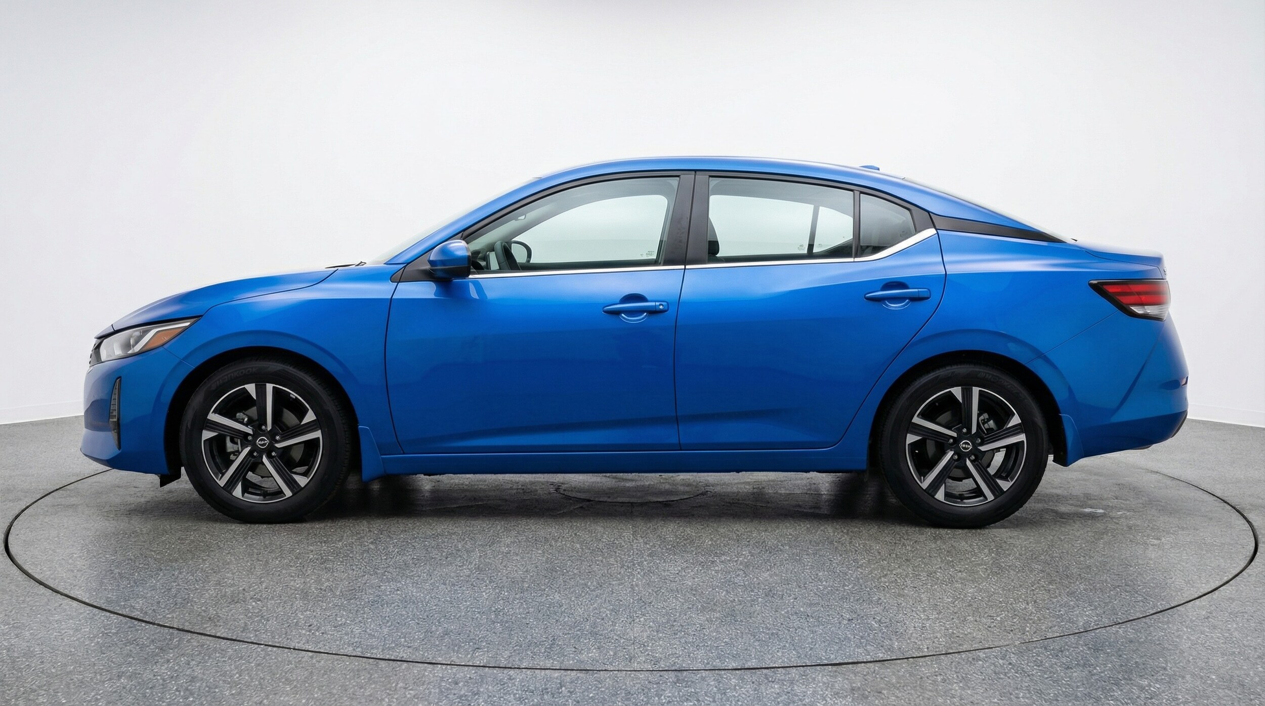 Thumbnail: 2025 Nissan Sentra - 4