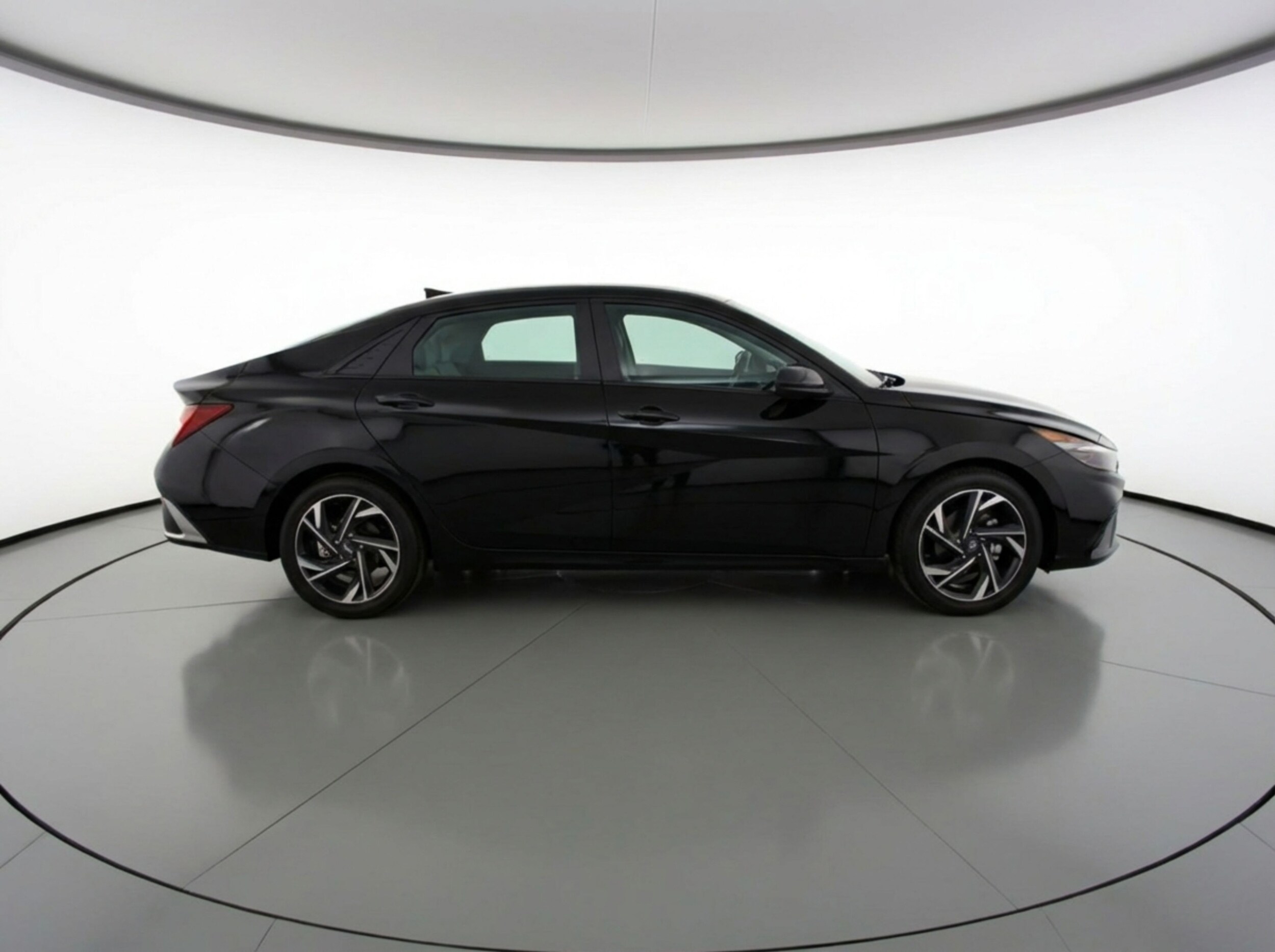 Thumbnail: 2025 Hyundai Elantra - 8