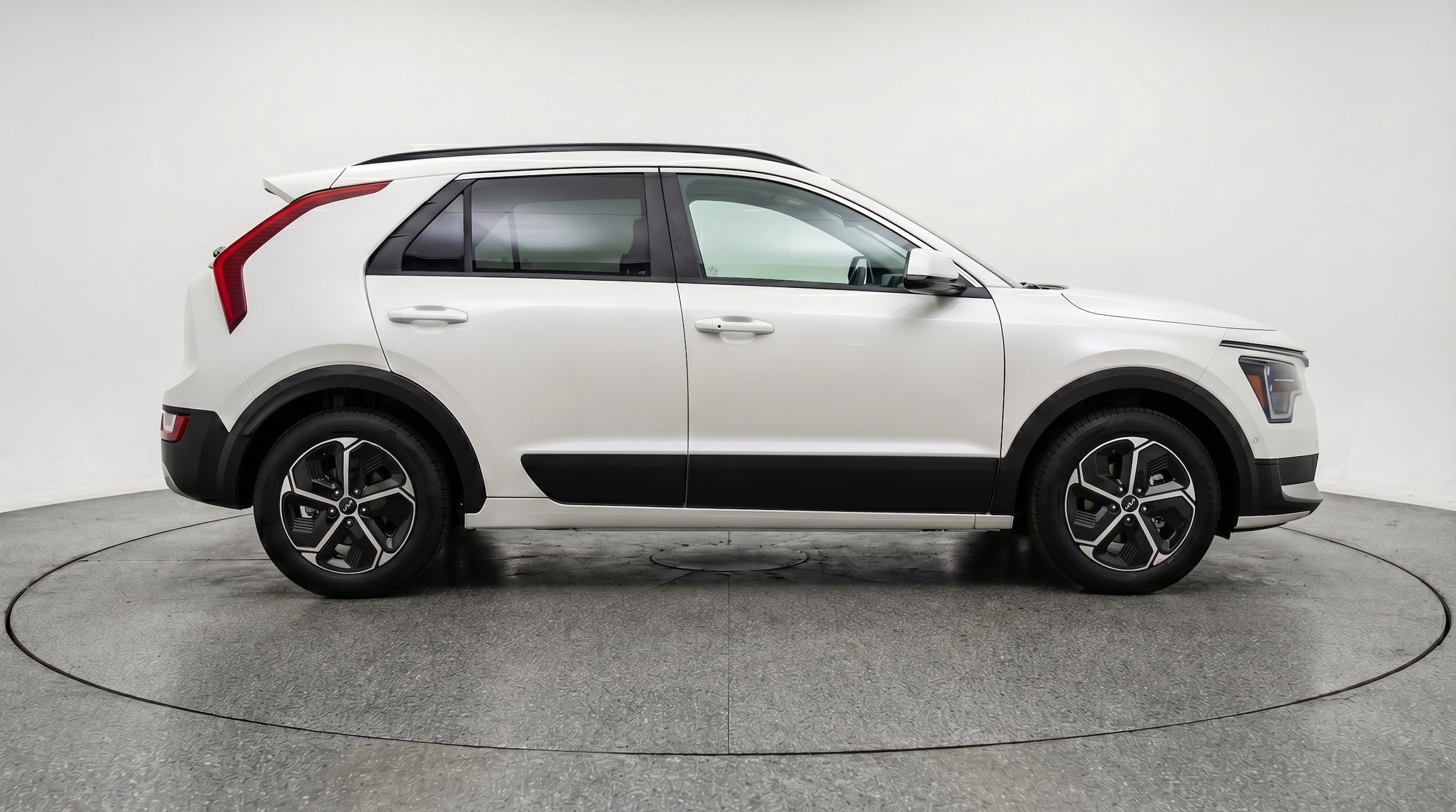 Thumbnail: 2026 Kia Niro - 11