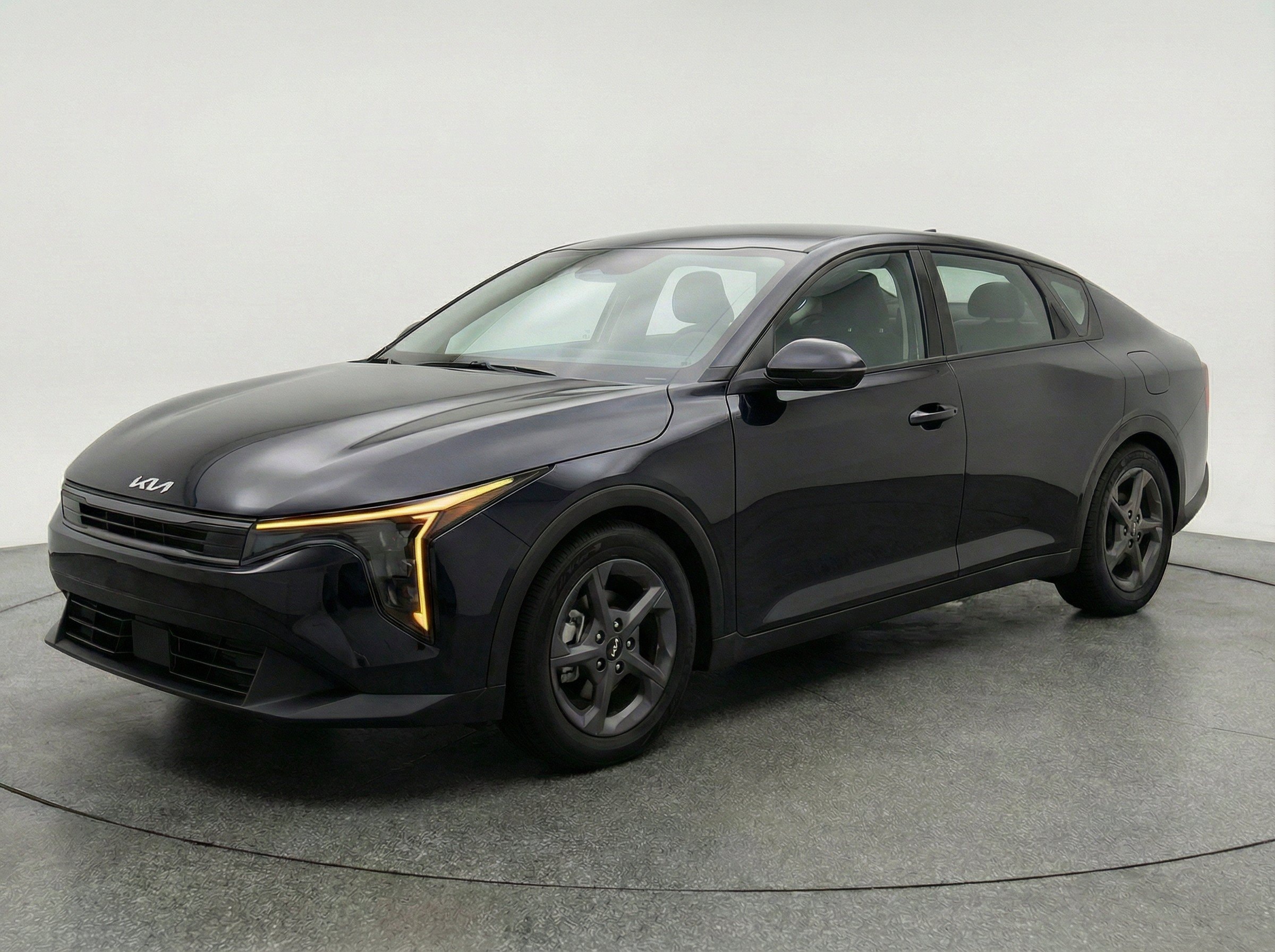 Thumbnail: 2025 Kia K4 - 3