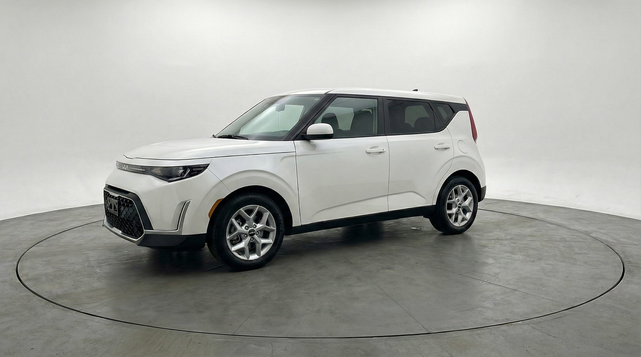 Thumbnail: 2025 Kia Soul - 3