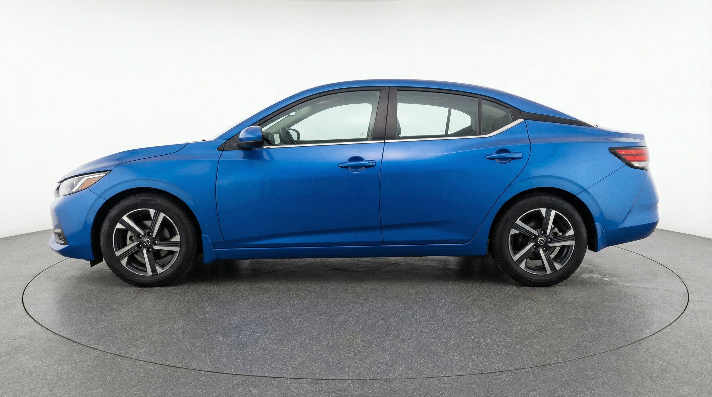 Thumbnail: 2025 Nissan Sentra - 5