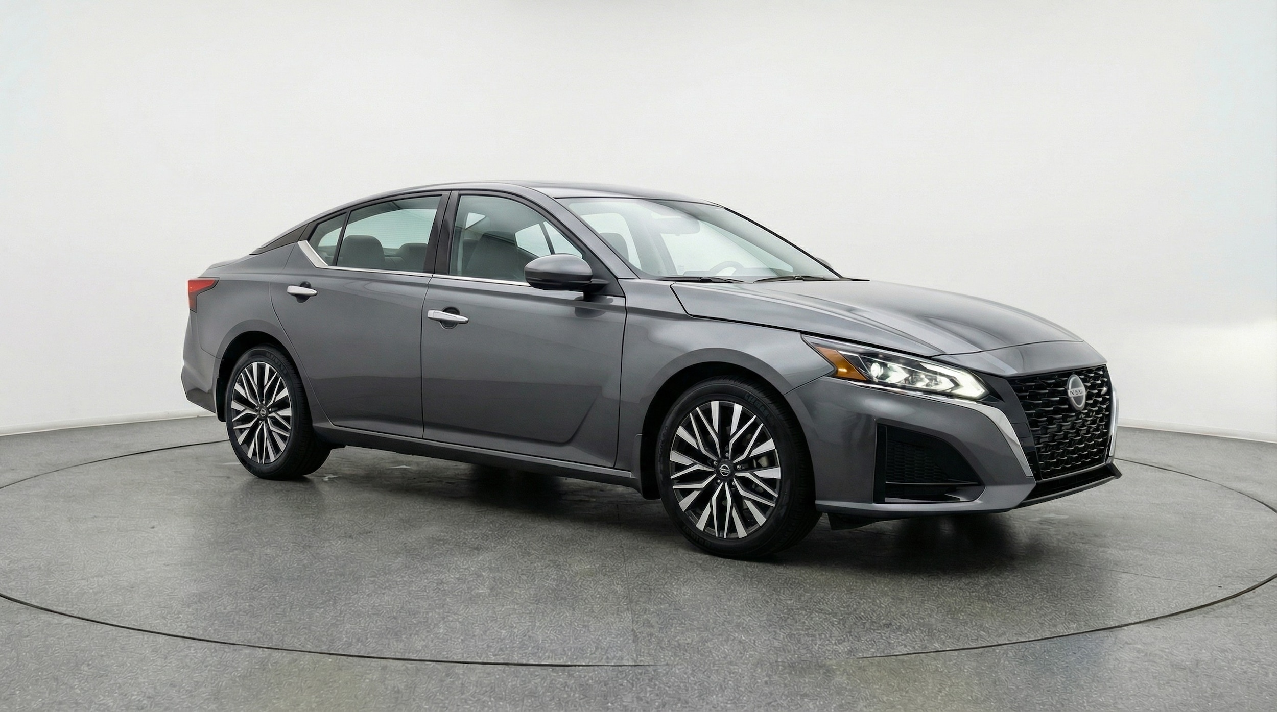 Thumbnail: 2025 Nissan Altima - 1