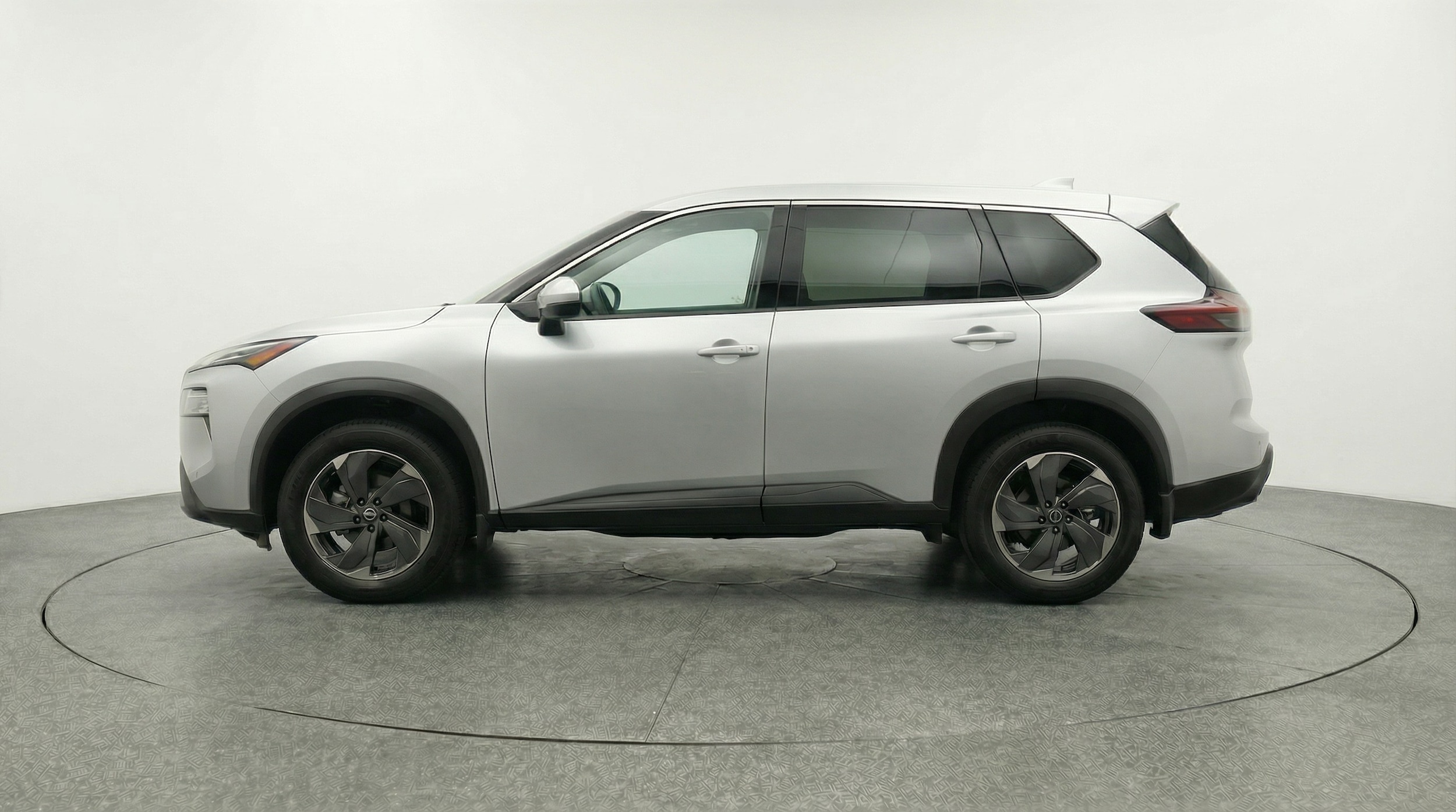 Thumbnail: 2025 Nissan Rogue - 4