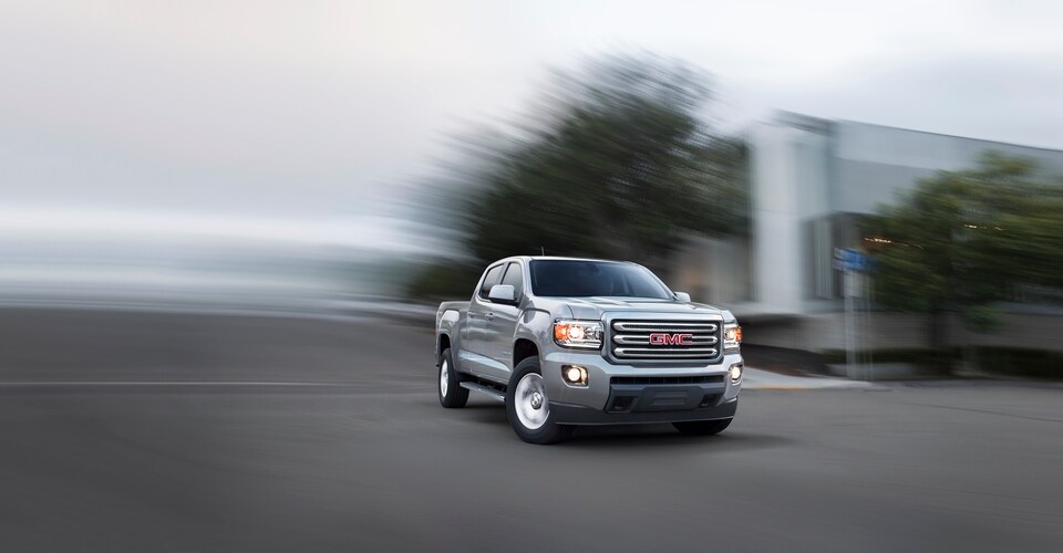 2017-GMC-Canyon-SLE.jpeg