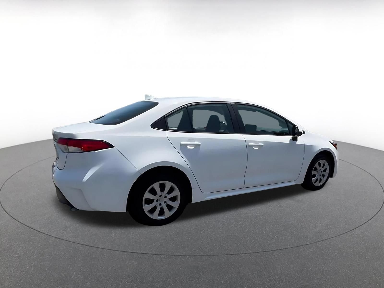 Thumbnail: 2025 Toyota Corolla - 15