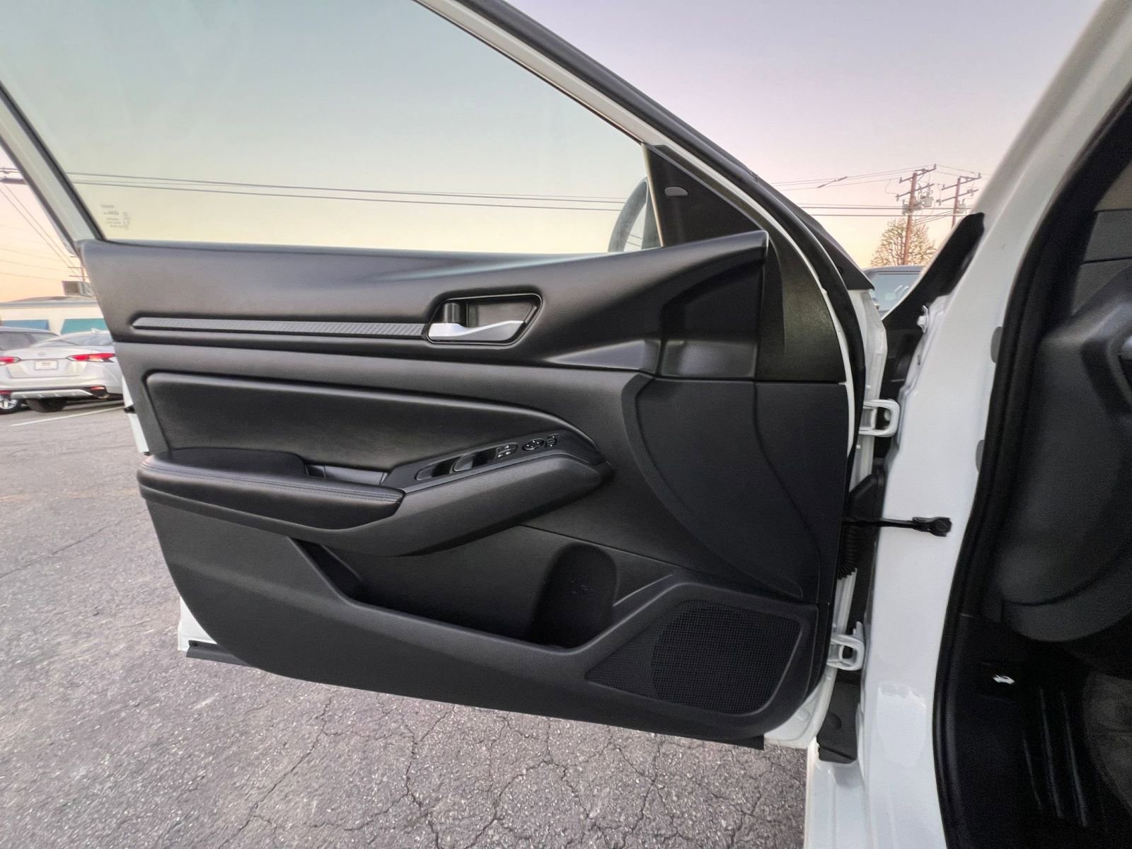 Thumbnail: 2025 Nissan Altima - 18