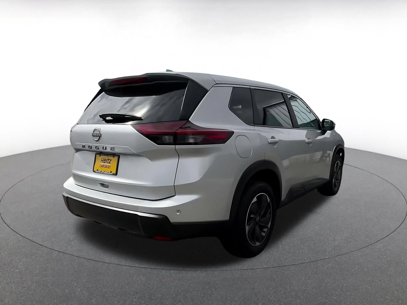 Thumbnail: 2025 Nissan Rogue - 13