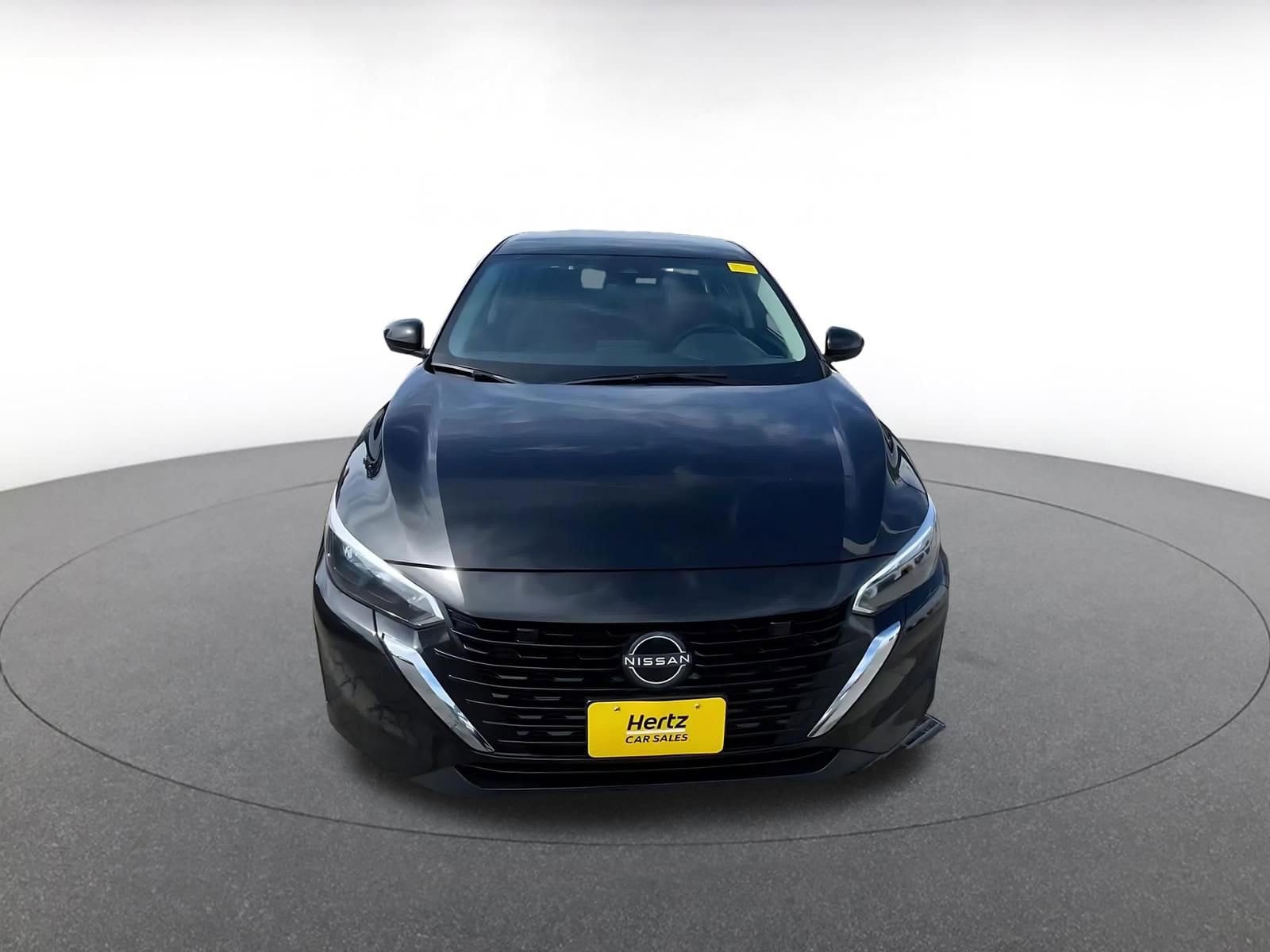 Thumbnail: 2025 Nissan Sentra - 4