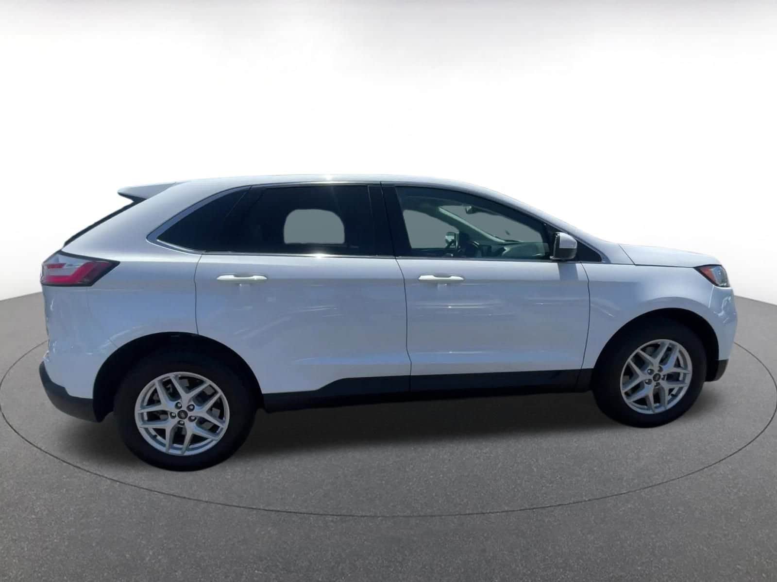 Thumbnail: 2024 Ford Edge - 16