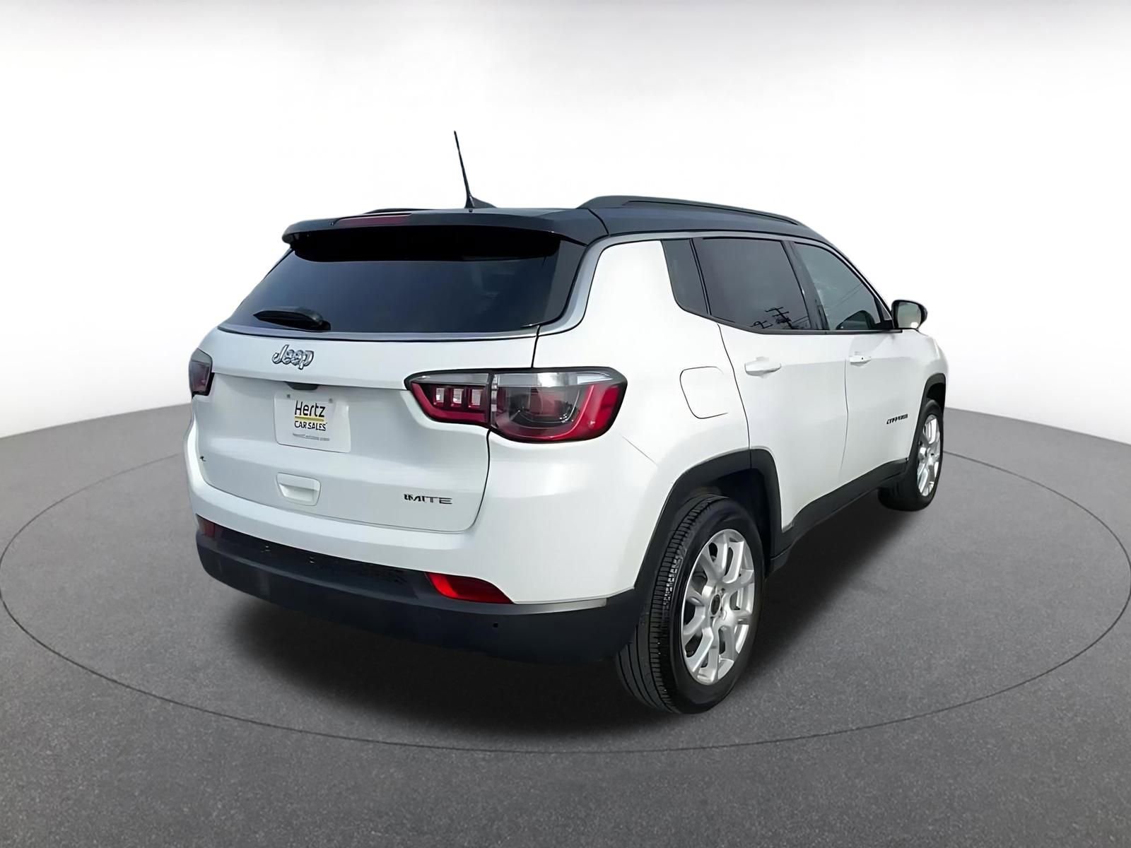 Thumbnail: 2025 Jeep Compass - 14