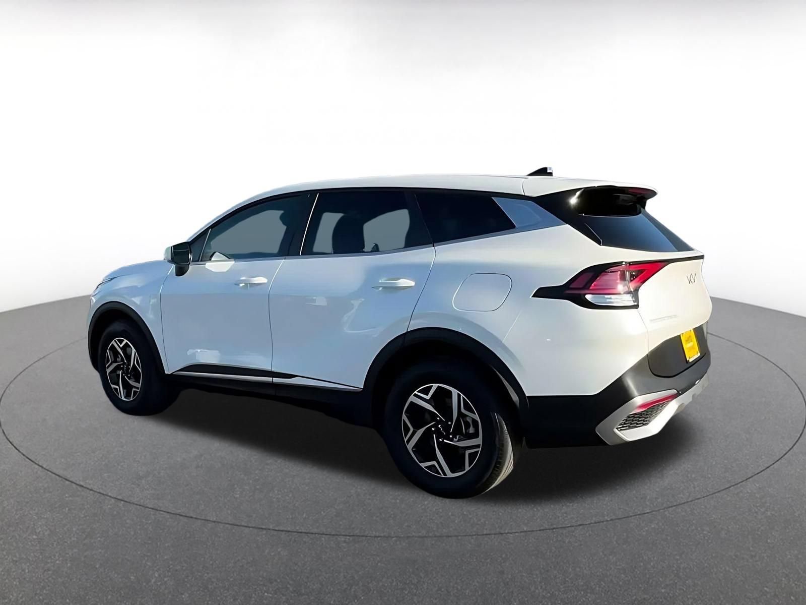 Thumbnail: 2025 Kia Sportage - 9