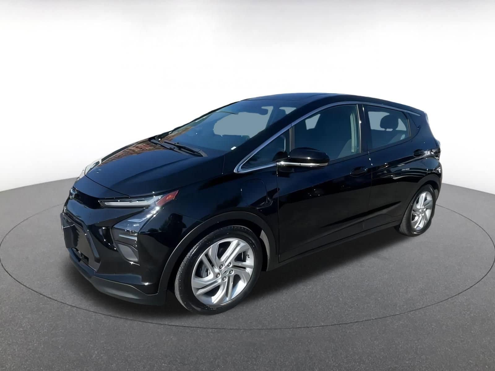 Thumbnail: 2023 Chevrolet Bolt EV - 8