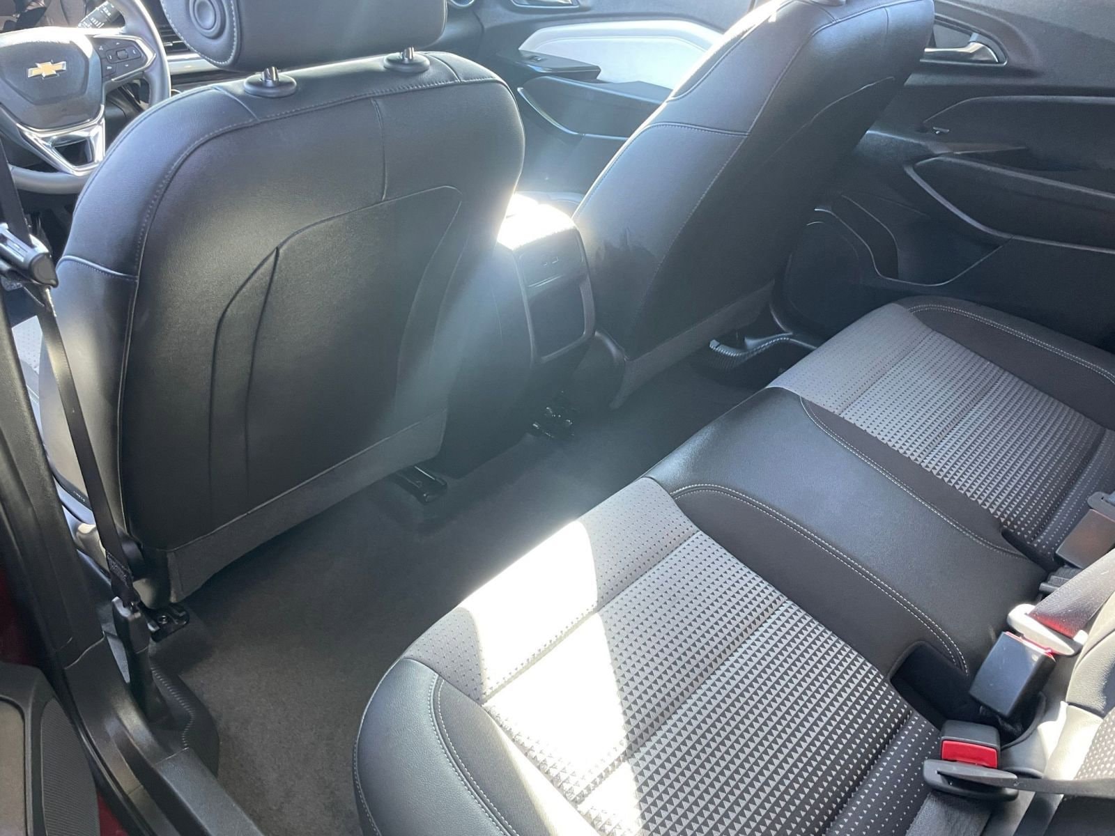 Thumbnail: 2025 Chevrolet Trax - 23