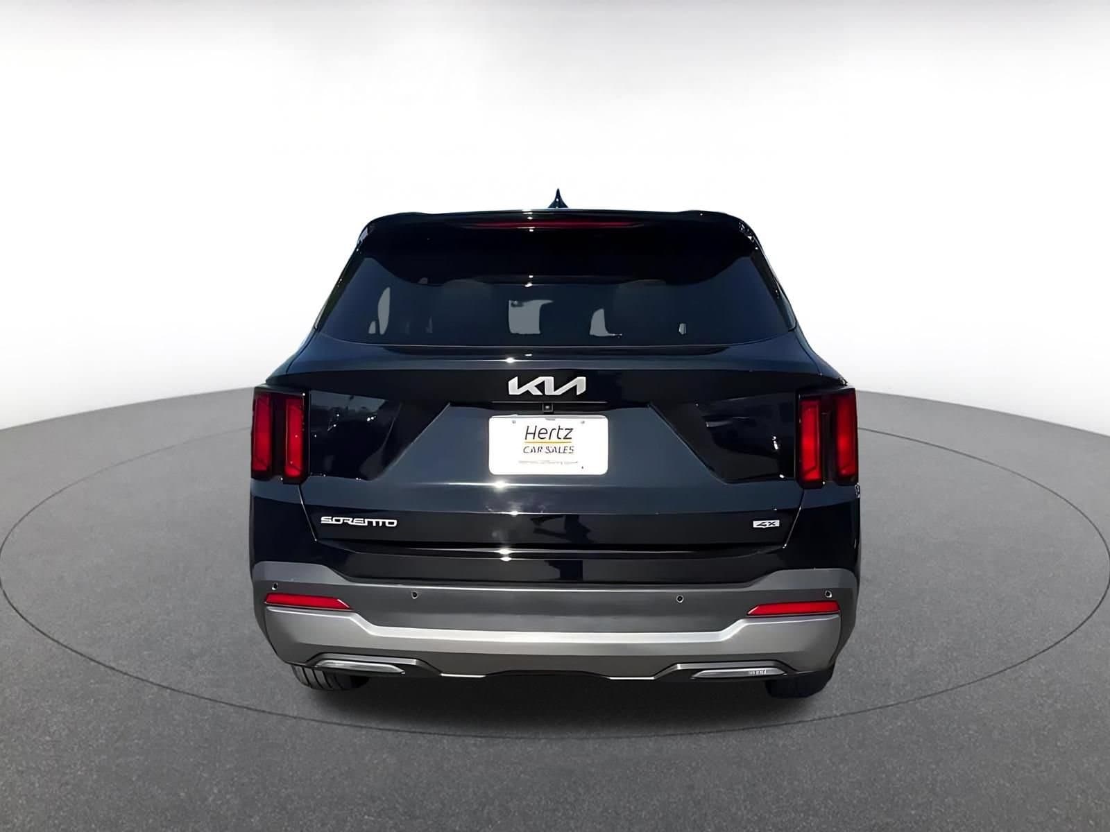 Thumbnail: 2024 Kia Sorento - 12