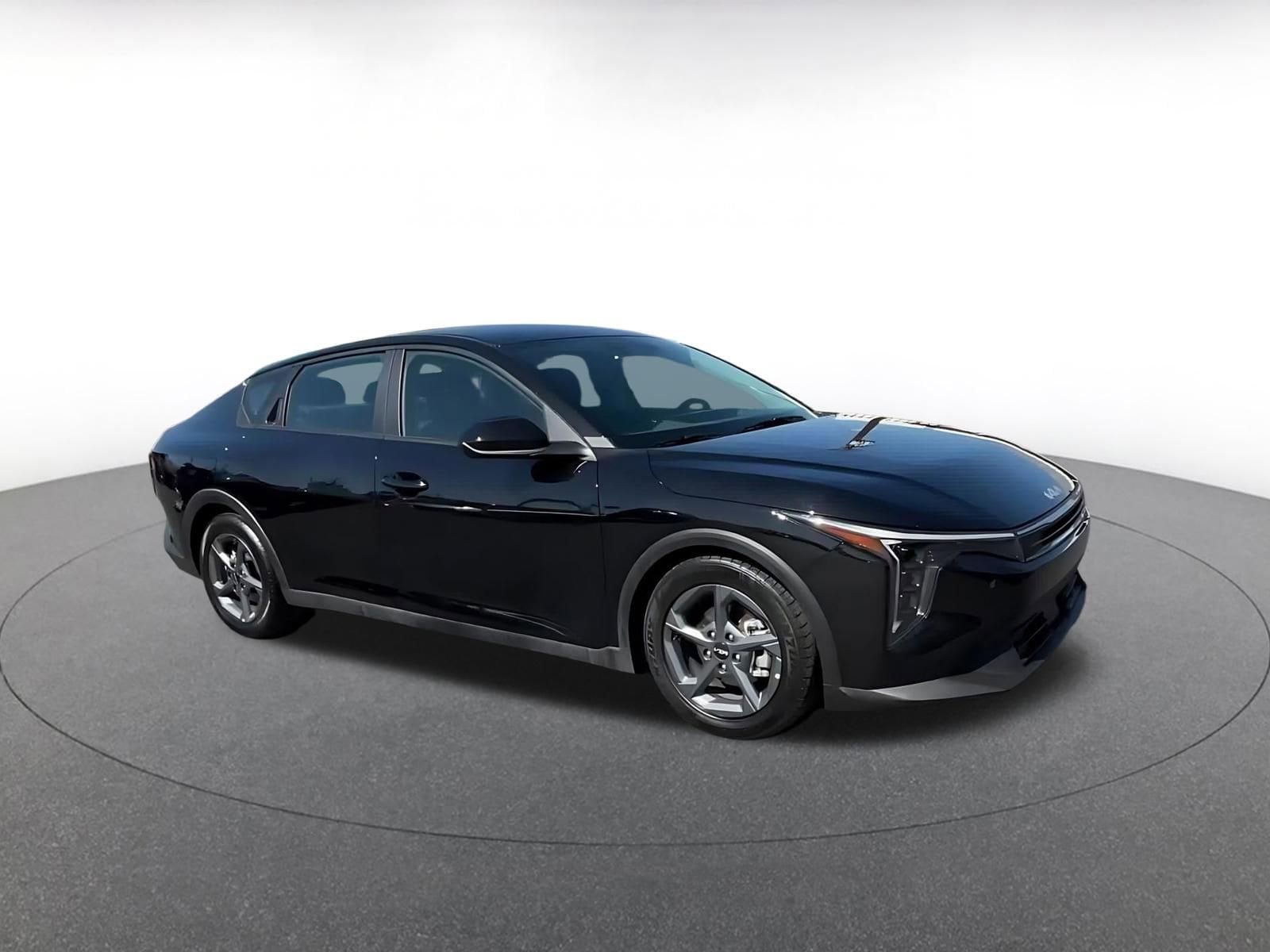 Thumbnail: 2025 Kia K4 - 2