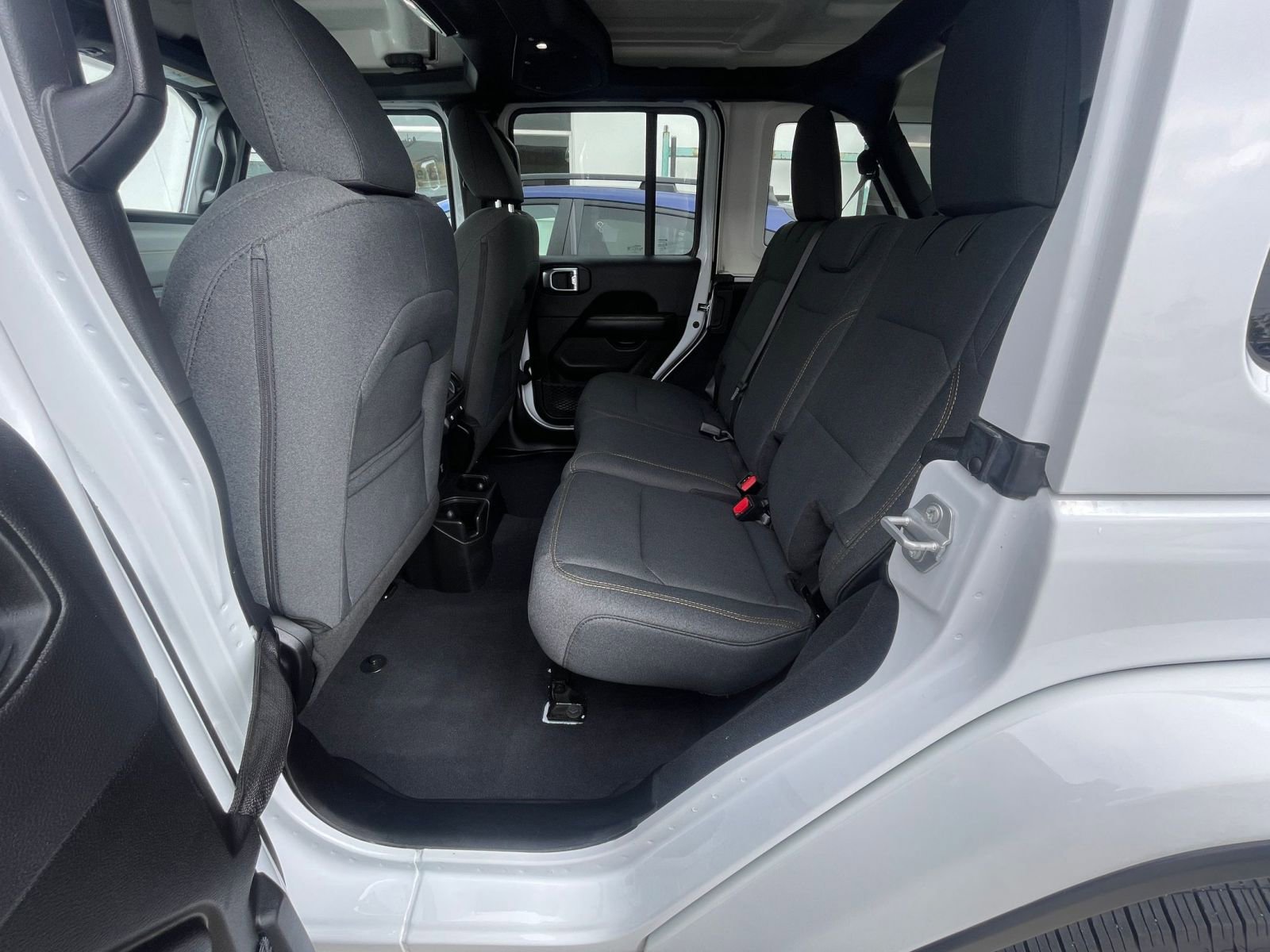 Thumbnail: 2025 Jeep Wrangler - 25