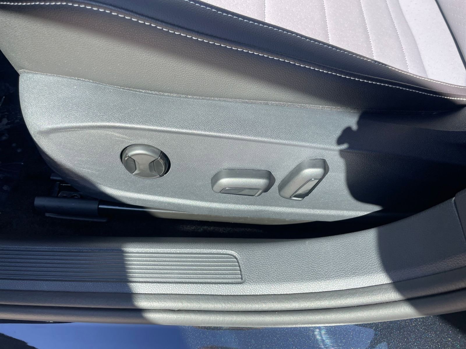 Thumbnail: 2025 Volkswagen Jetta - 23